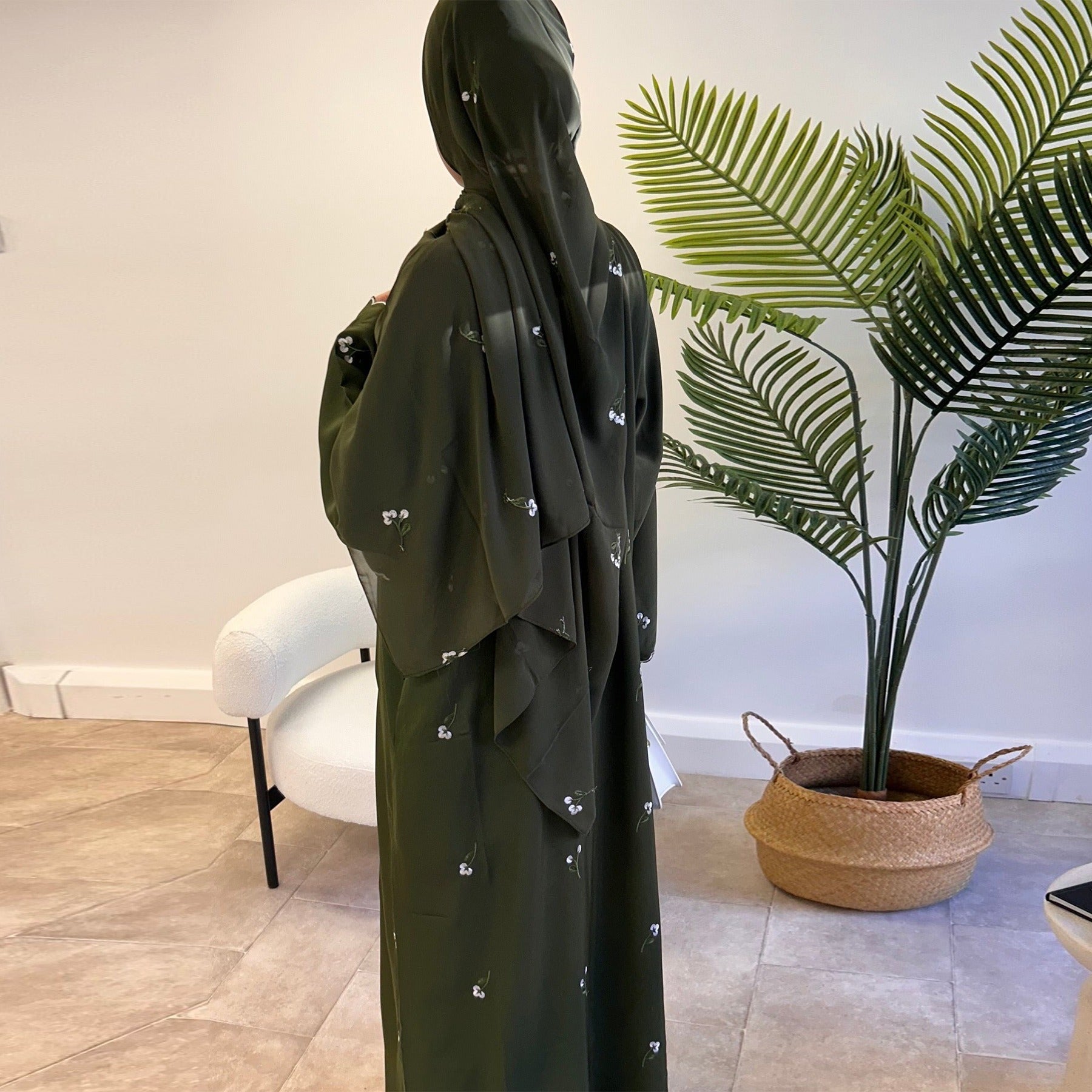 LM314 Cardigan Broderie Florale avec Ensemble Hijab - Tenue Modeste Élégante 2 Pièces pour Femmes Musulmanes