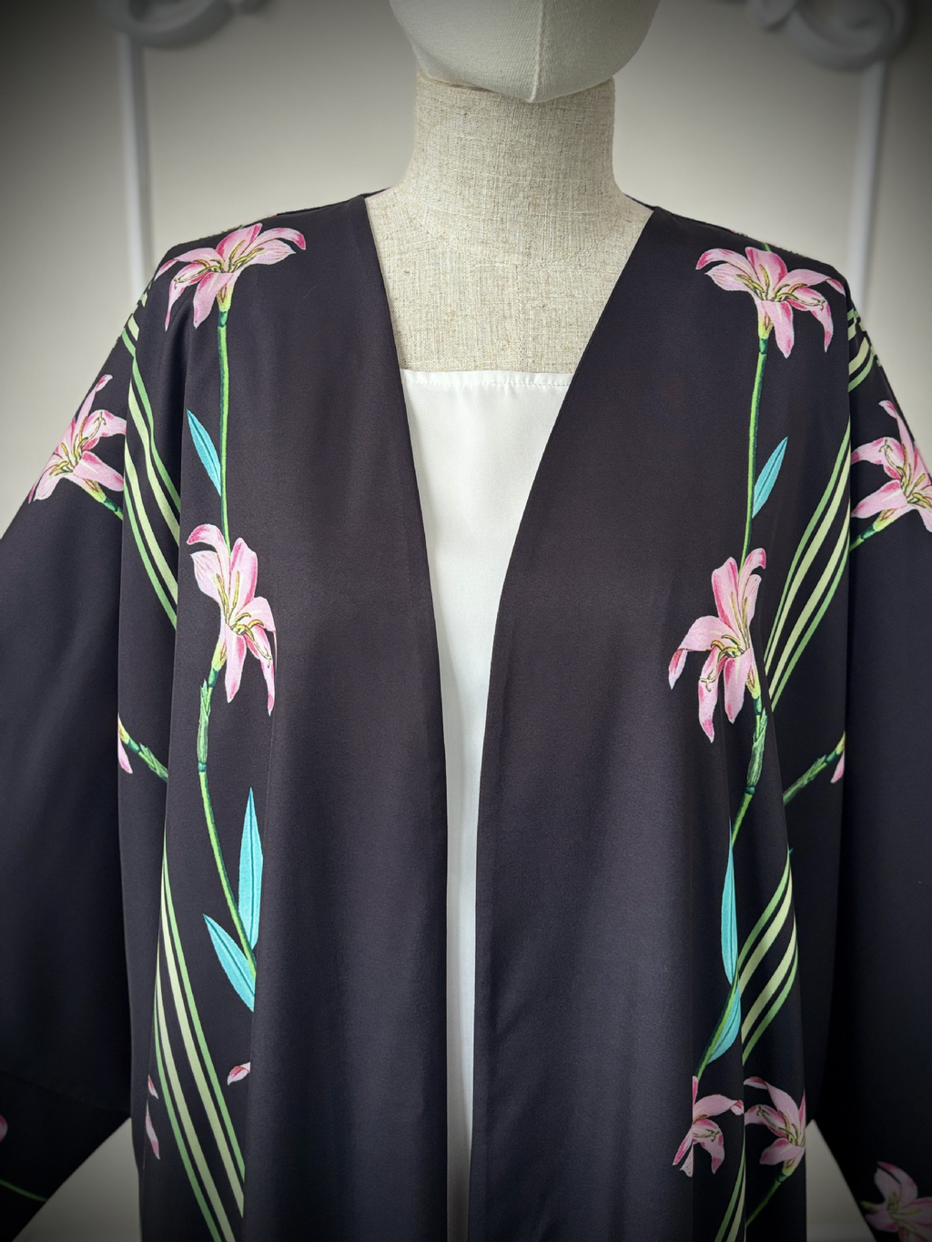 LM327 Cardigan Abaya Imprimé avec Hijab - Mode Modeste Femmes Musulmanes