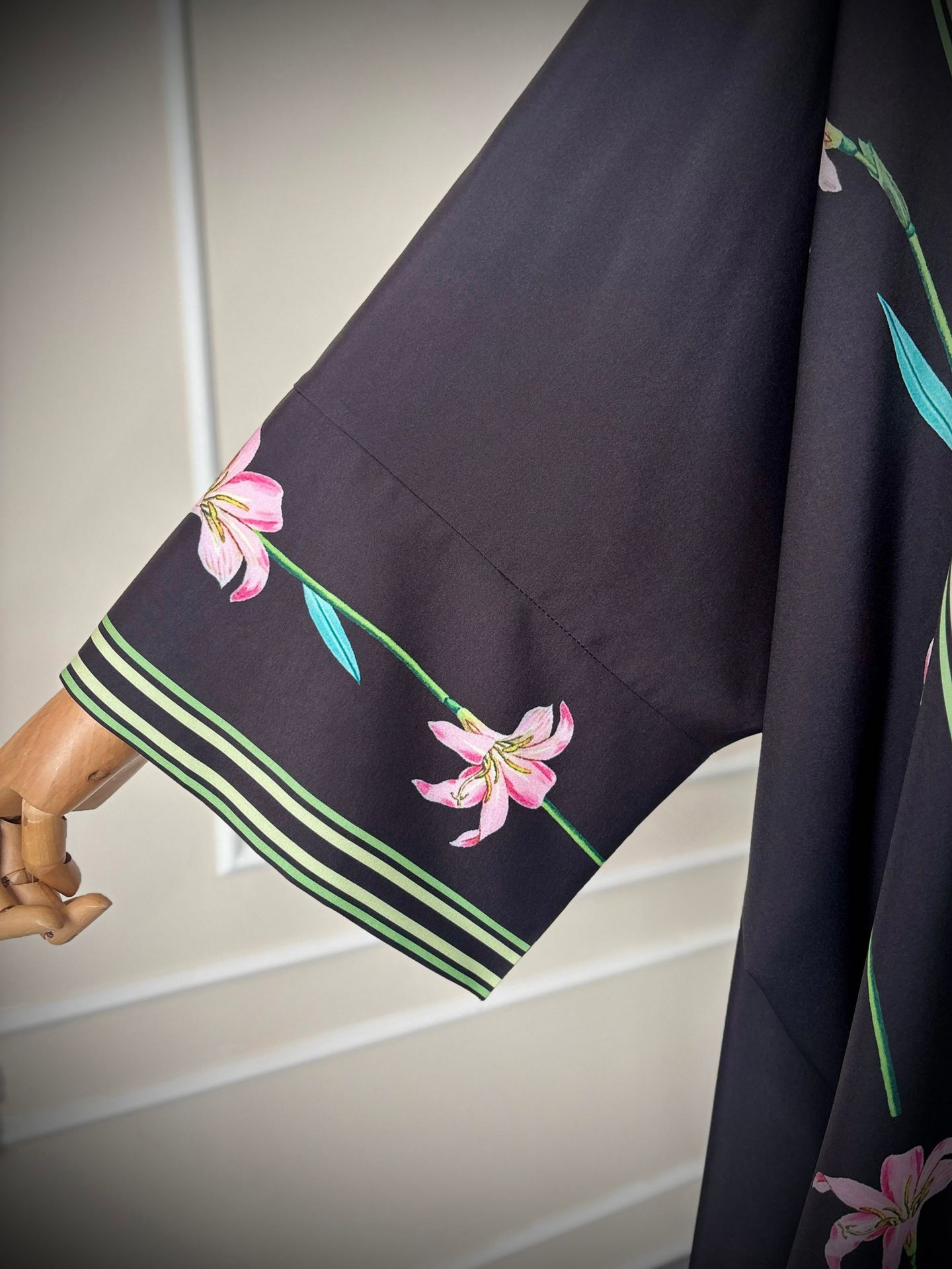 LM327 Cardigan Abaya Imprimé avec Hijab - Mode Modeste Femmes Musulmanes