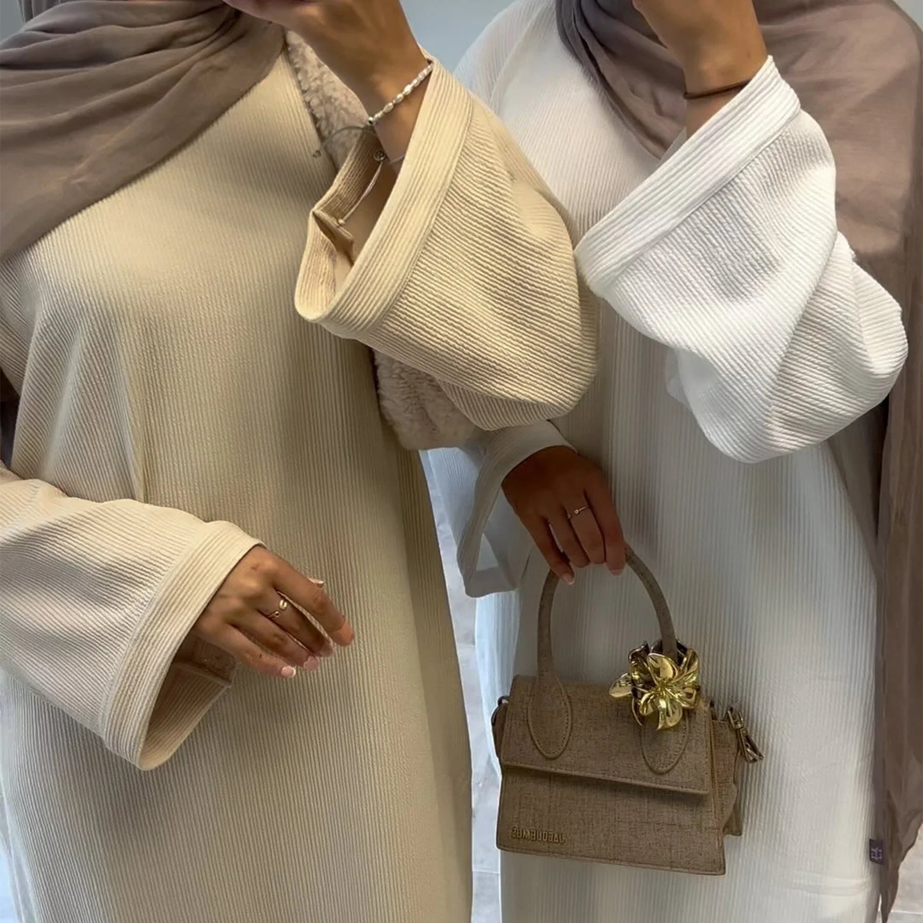 LM092 Robe Abaya Ample pour Femmes – Grande Taille, Manches Ballon, Vêtement Islamique Modeste Longueur Totale