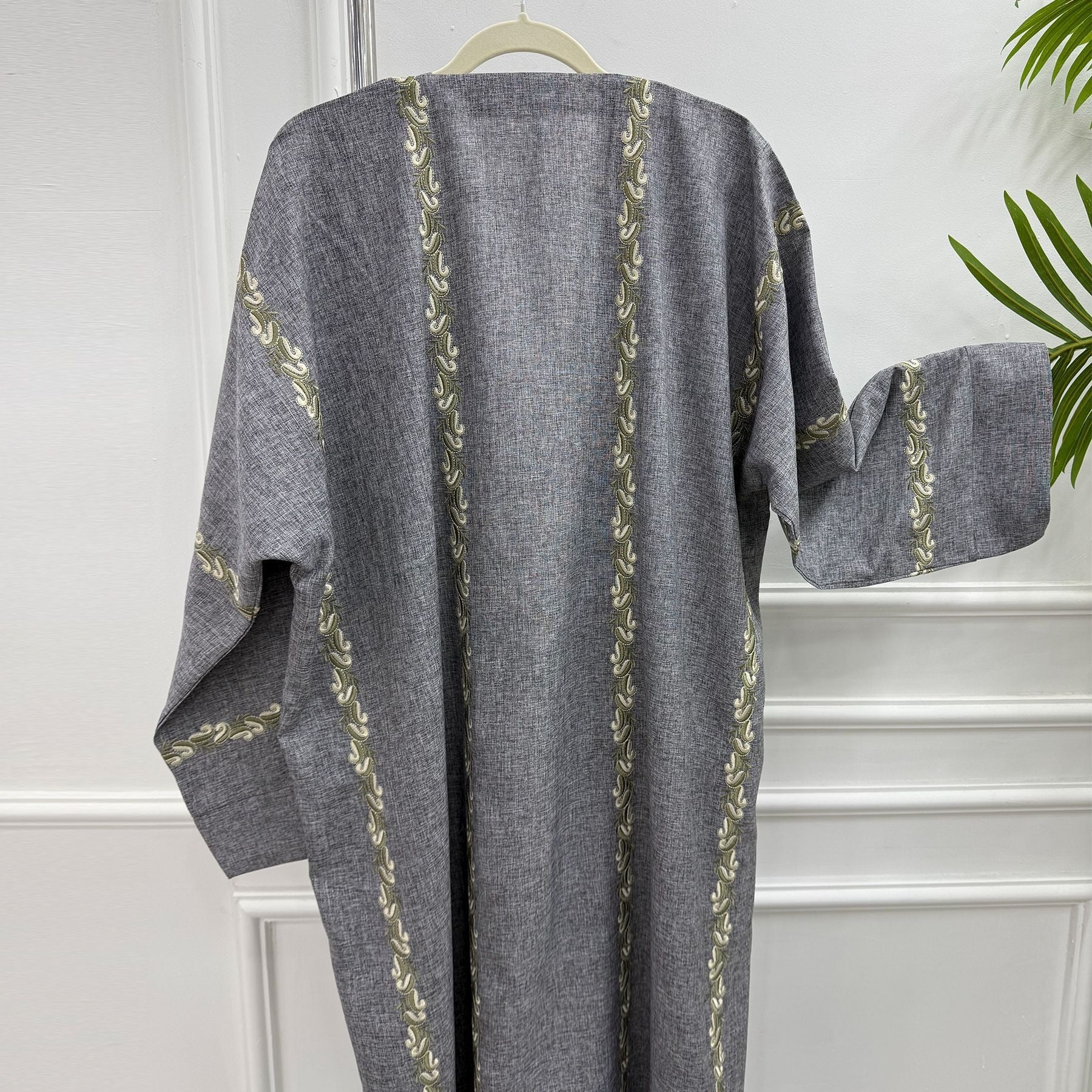 LM319 Cardigan Abaya Brodé - Vêtement Extérieur Modeste Élégant