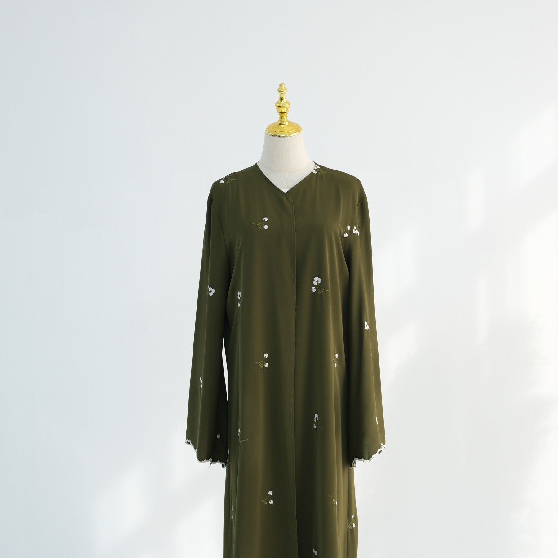 LM314 Cardigan Broderie Florale avec Ensemble Hijab - Tenue Modeste Élégante 2 Pièces pour Femmes Musulmanes