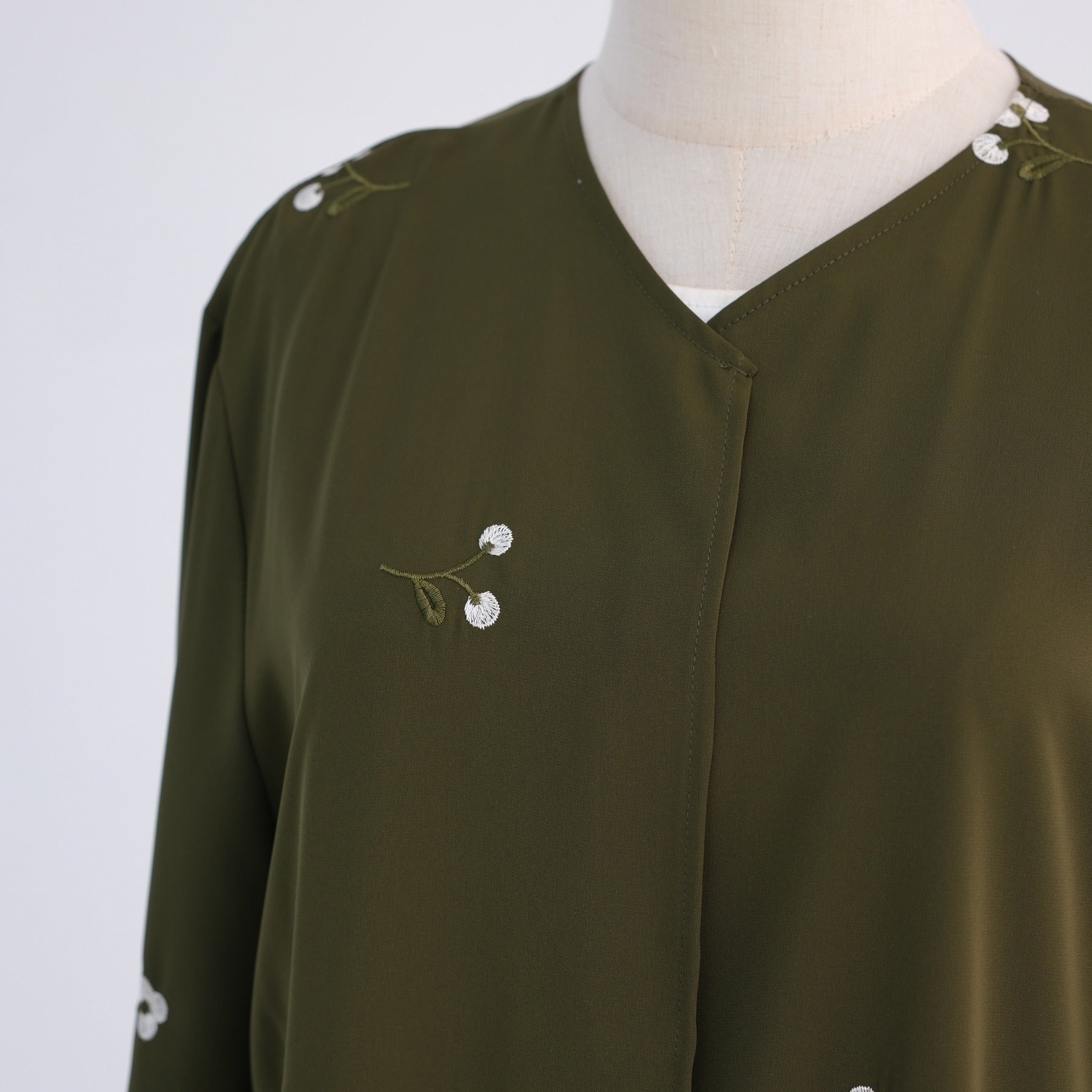 LM314 Cardigan Broderie Florale avec Ensemble Hijab - Tenue Modeste Élégante 2 Pièces pour Femmes Musulmanes