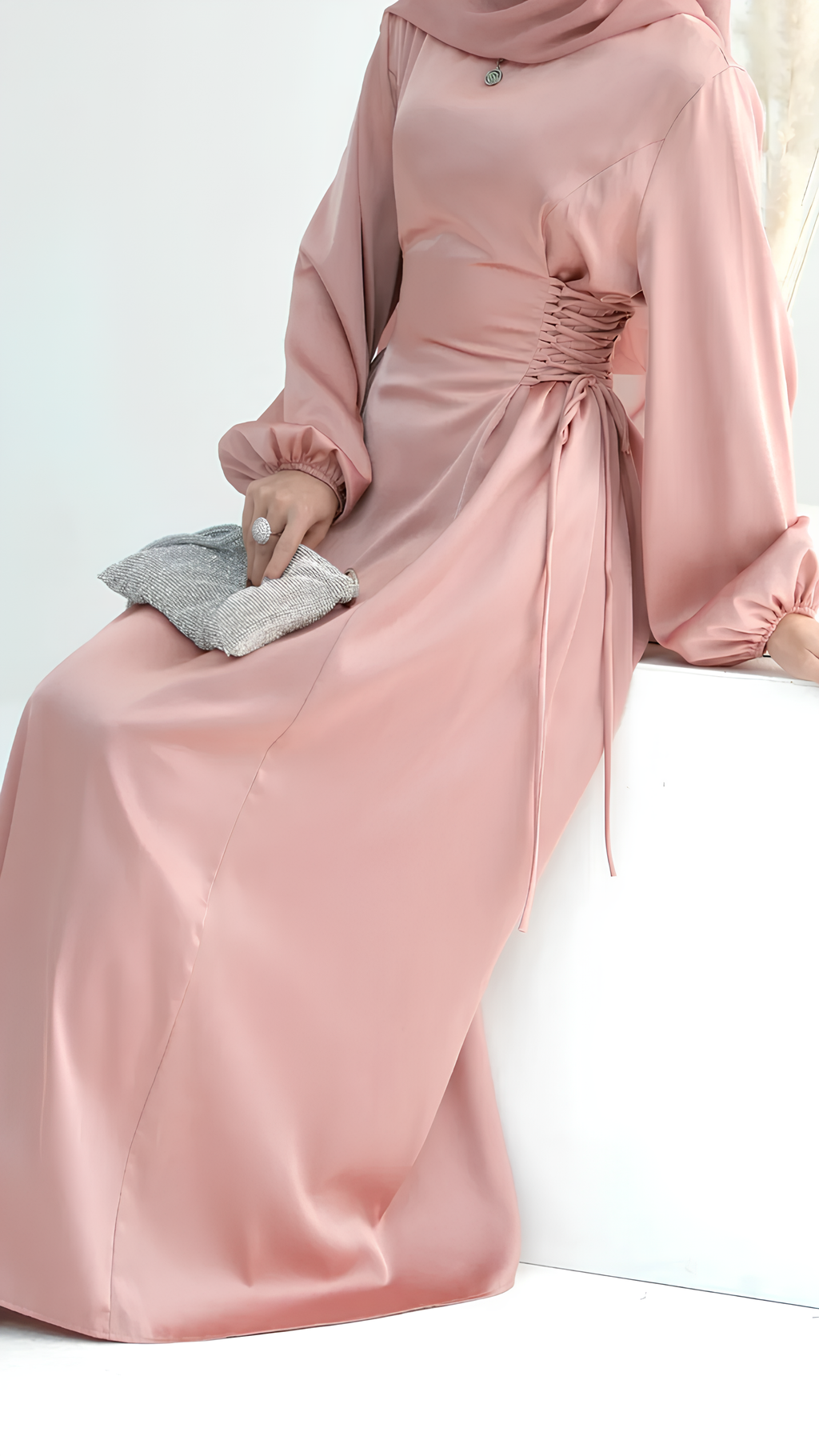 Robe Éthérée en Dentelle