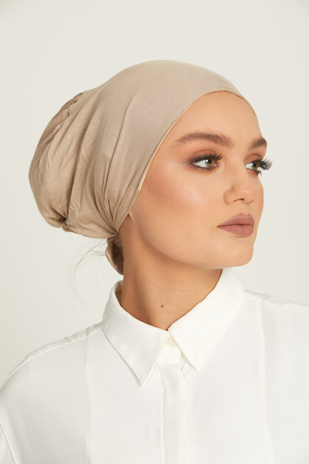 Bonnets Hijab Doublés Satin Noués Derrière Premium