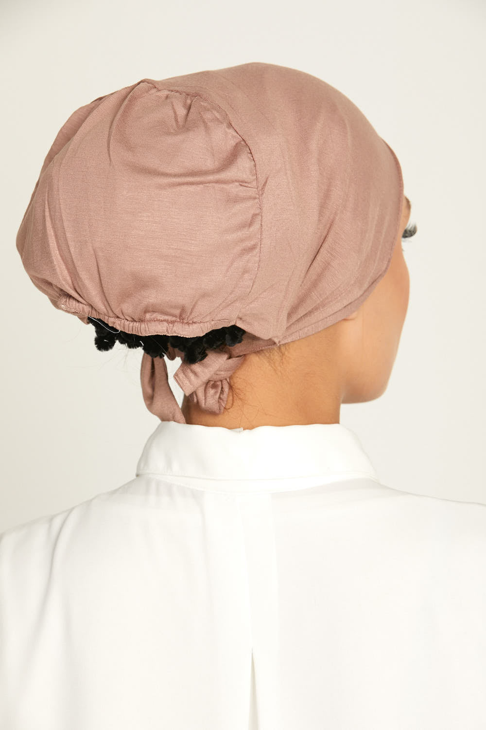 Bonnets Hijab Doublés Satin Noués Derrière Premium