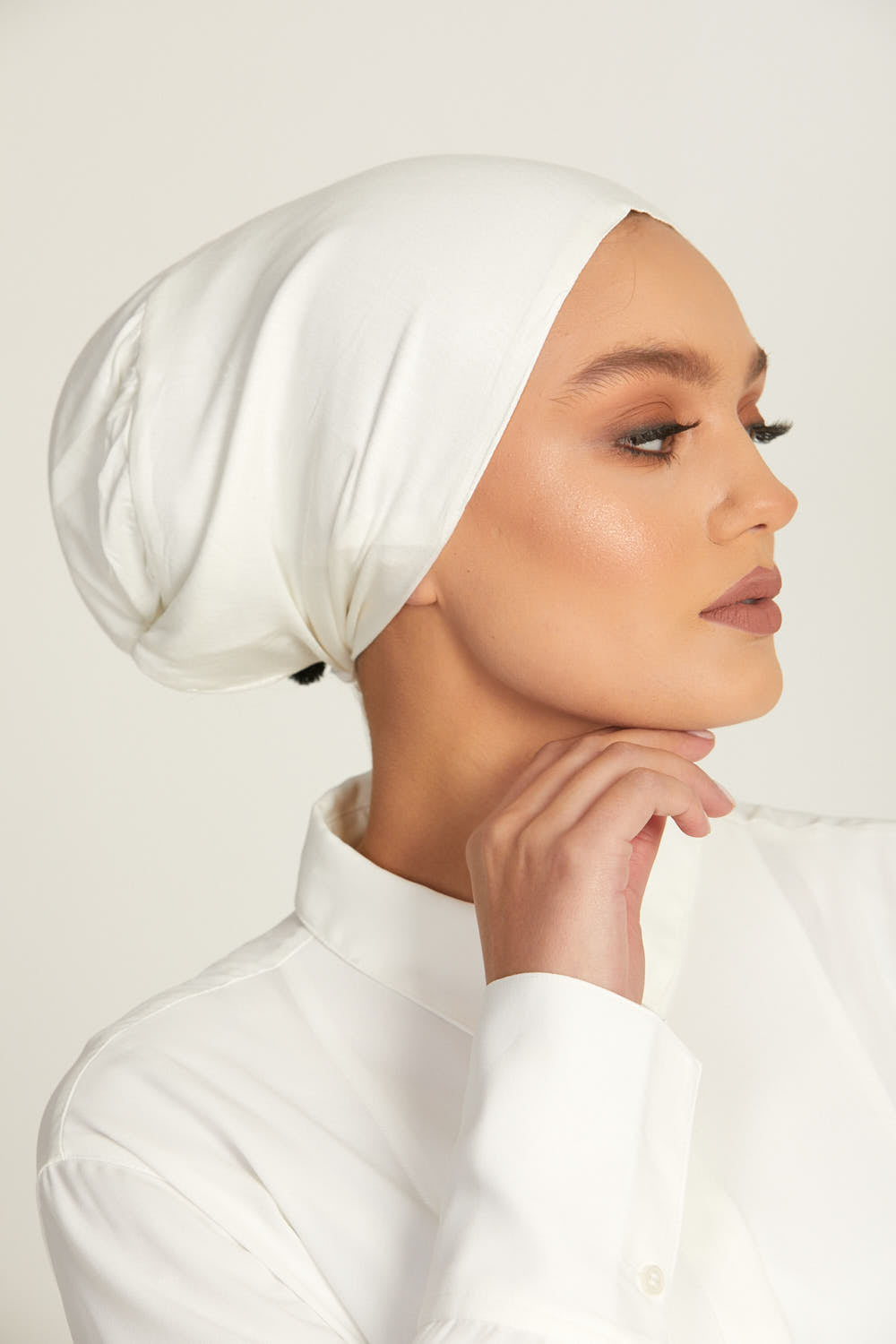 Bonnets Hijab Doublés Satin Noués Derrière Premium