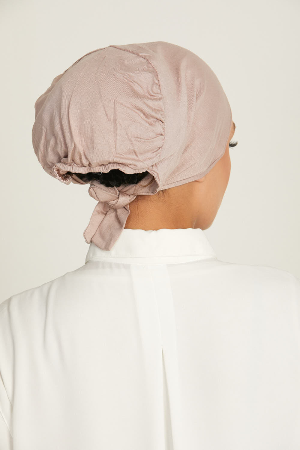 Bonnets Hijab Doublés Satin Noués Derrière Premium