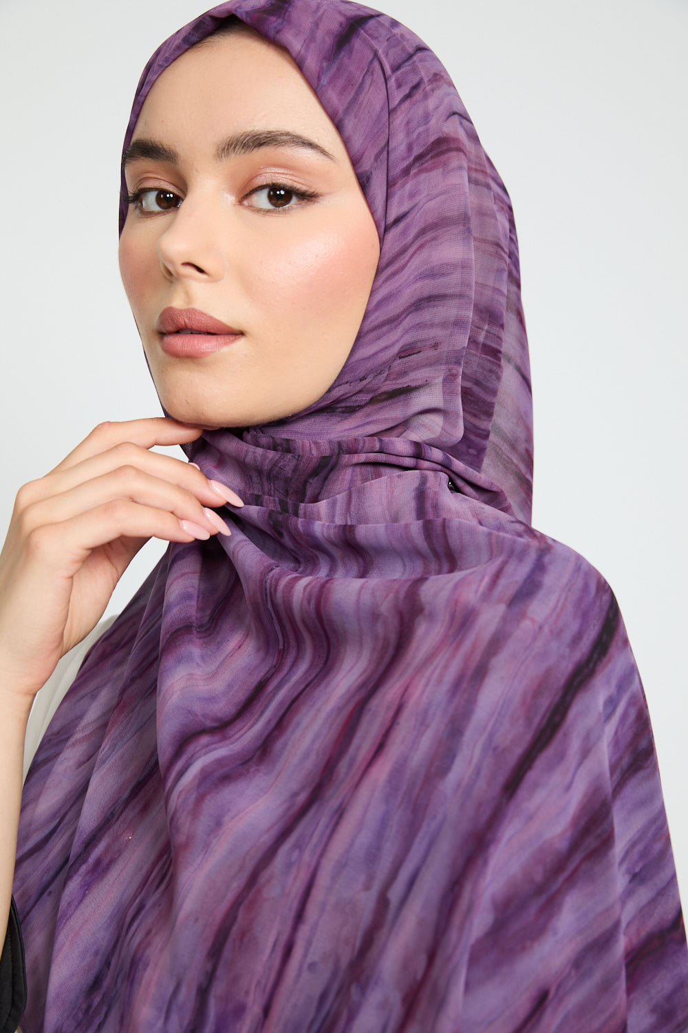 Hijab Mousseline Tie Dye Luxe - Orchidée Fumée - ÉDITION LIMITÉE