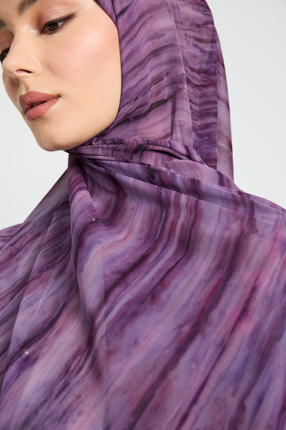 Hijab Mousseline Tie Dye Luxe - Orchidée Fumée - ÉDITION LIMITÉE