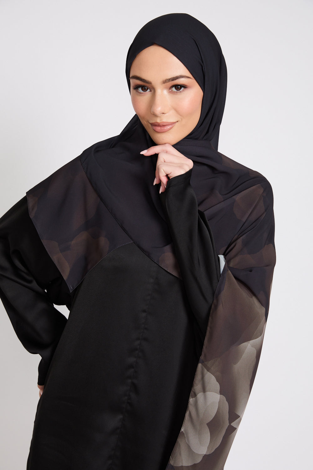 Hijab Imprimé Luxe - Étreinte Lunaire - ÉDITION LIMITÉE