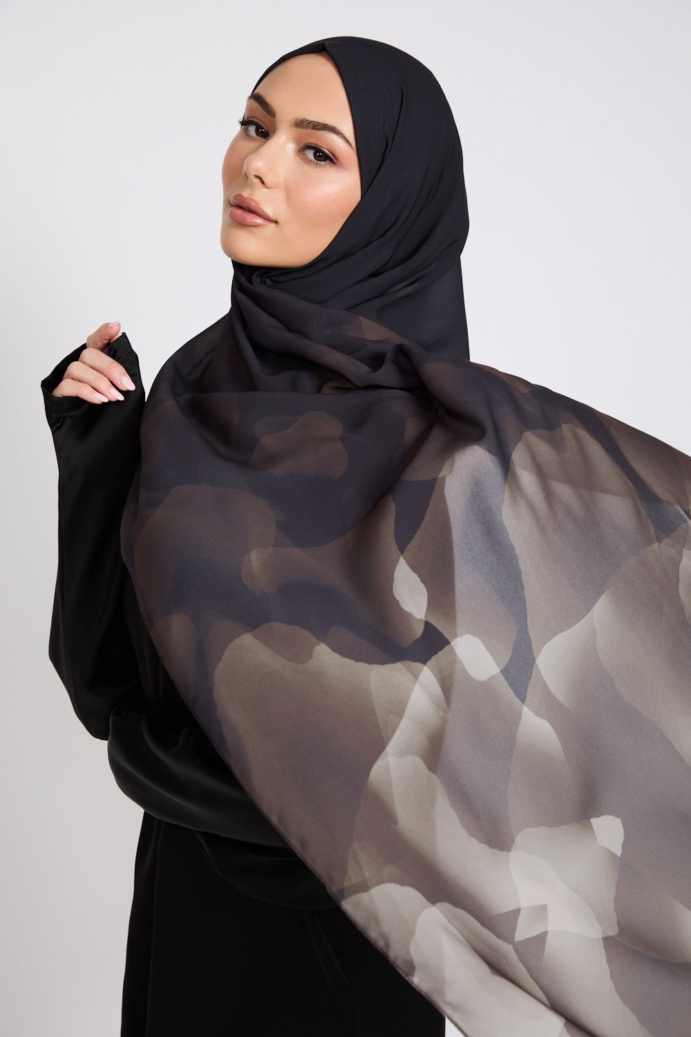 Hijab Imprimé Luxe - Étreinte Lunaire - ÉDITION LIMITÉE