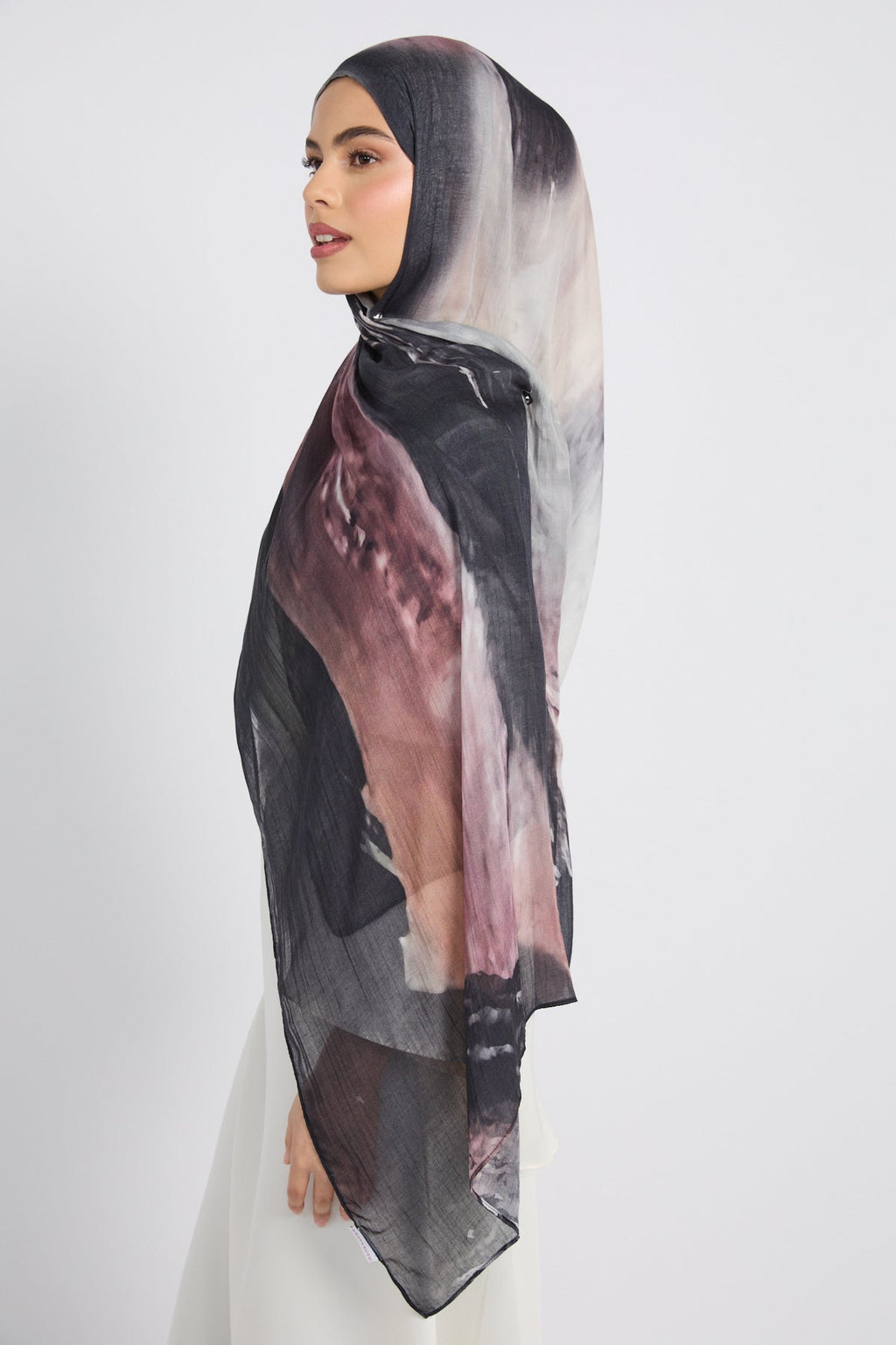 Hijab Modal Imprimé Premium - Encre Crépusculaire