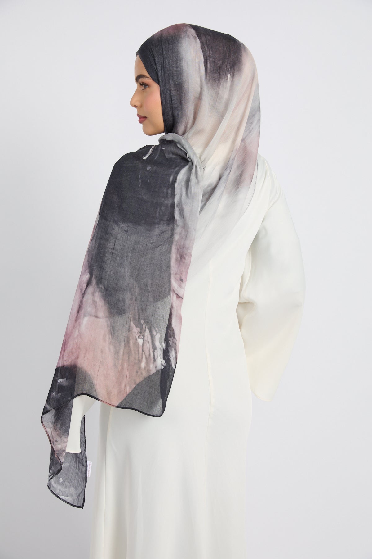 Hijab Modal Imprimé Premium - Encre Crépusculaire