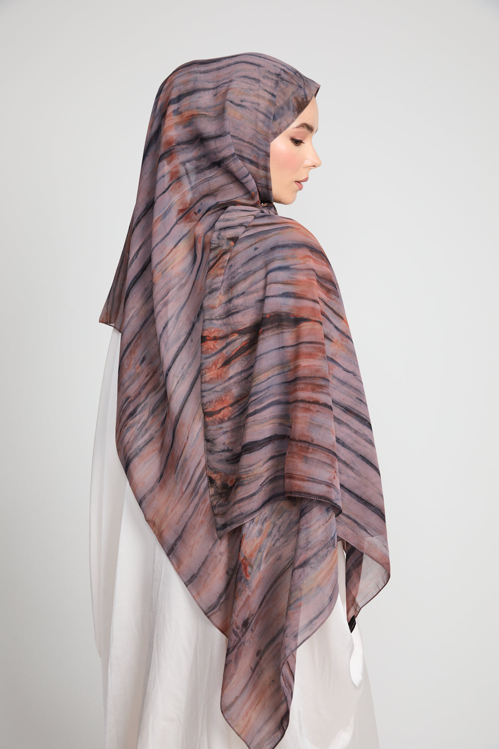 Hijab Mousseline Tie Dye Luxe - Coucher de Soleil Noir - ÉDITION LIMITÉE