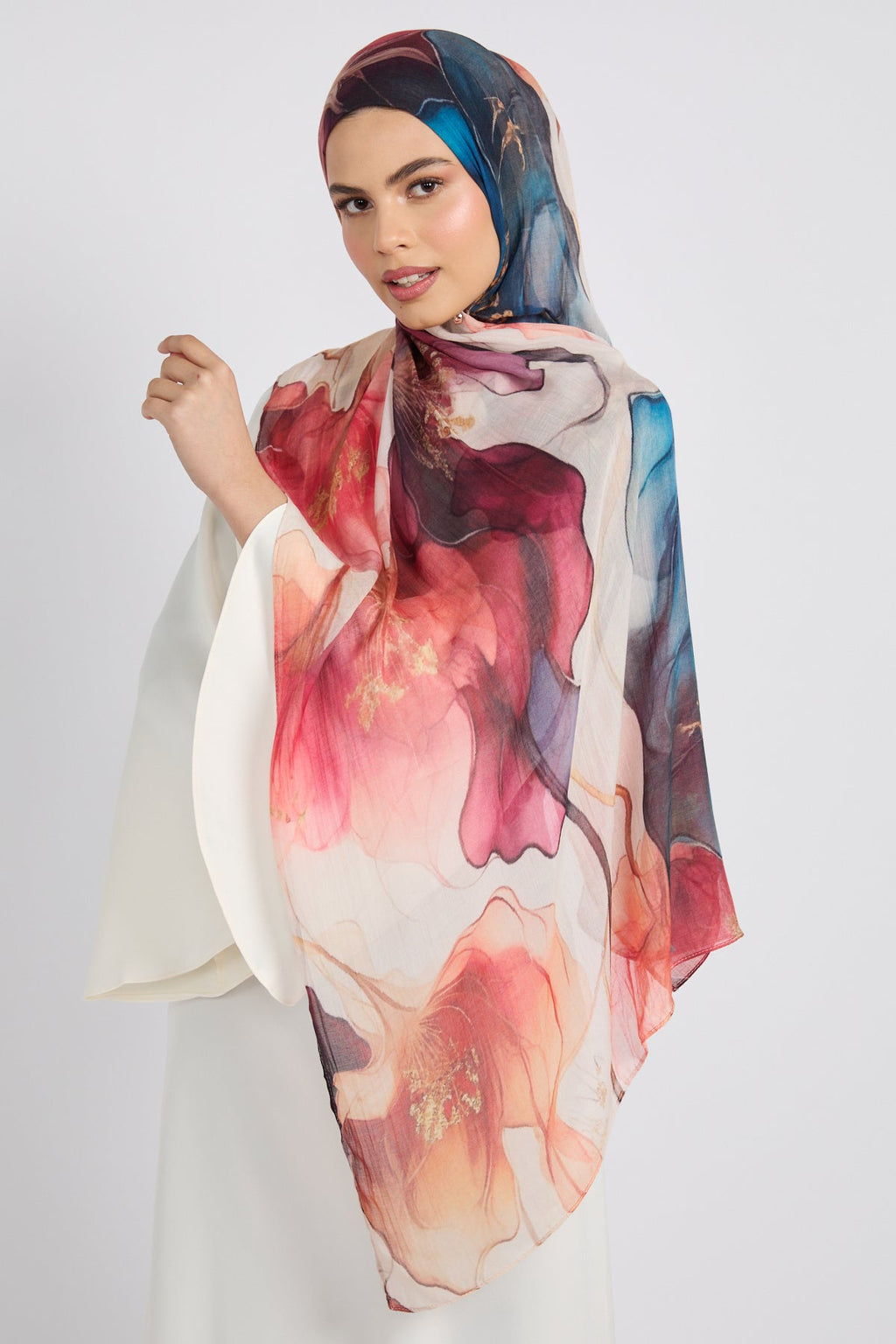 Hijab Modal Imprimé Premium - Jardin Écarlate