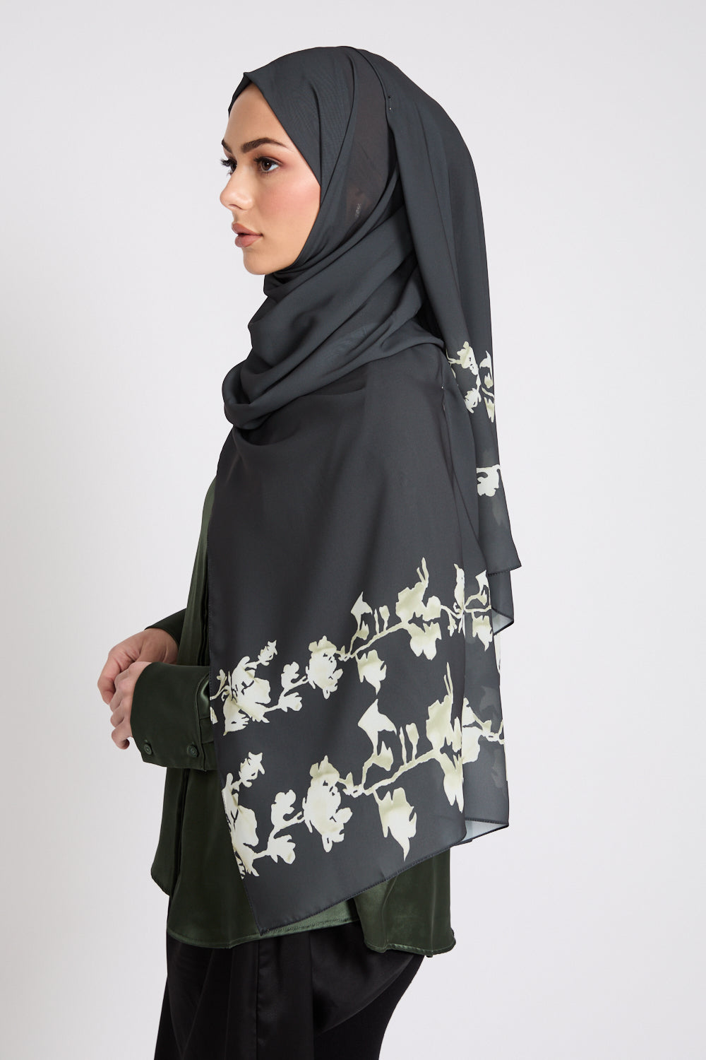 Hijab Imprimé Luxe - Vigne Enchantée - ÉDITION LIMITÉE