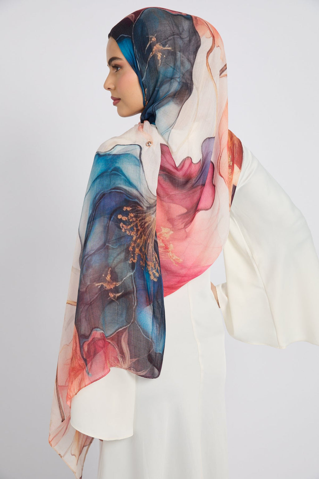 Hijab Modal Imprimé Premium - Jardin Écarlate
