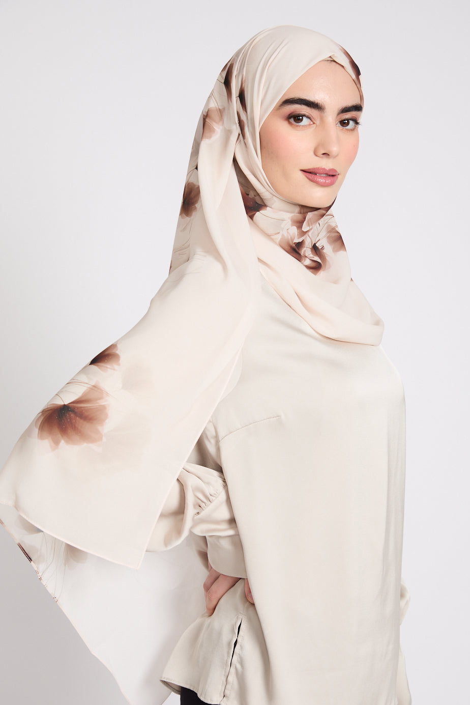 Hijab Imprimé Luxe - Crépuscule Fleuri - ÉDITION LIMITÉE