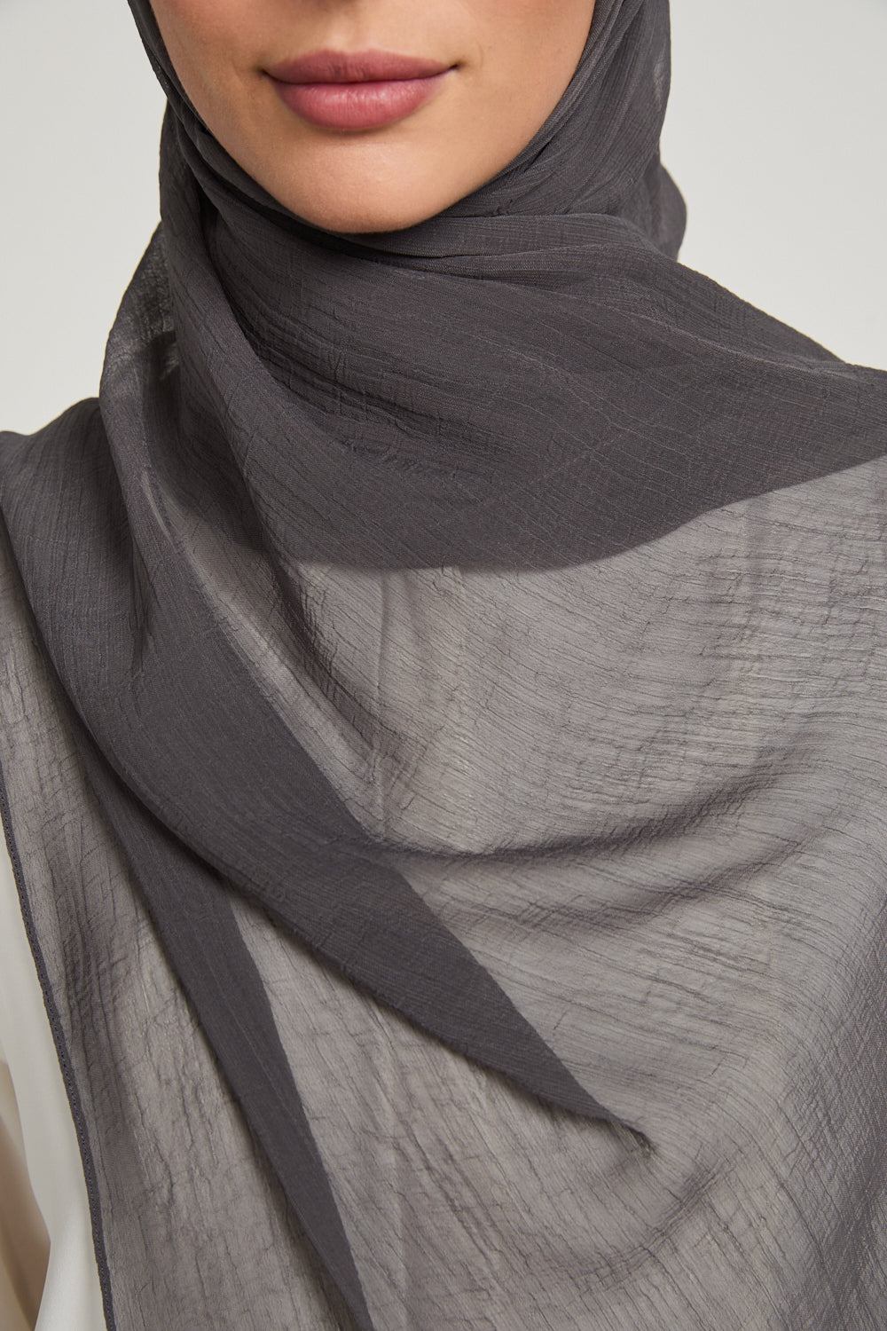Hijab Froissé Doux Luxe - Mauve Anthracite