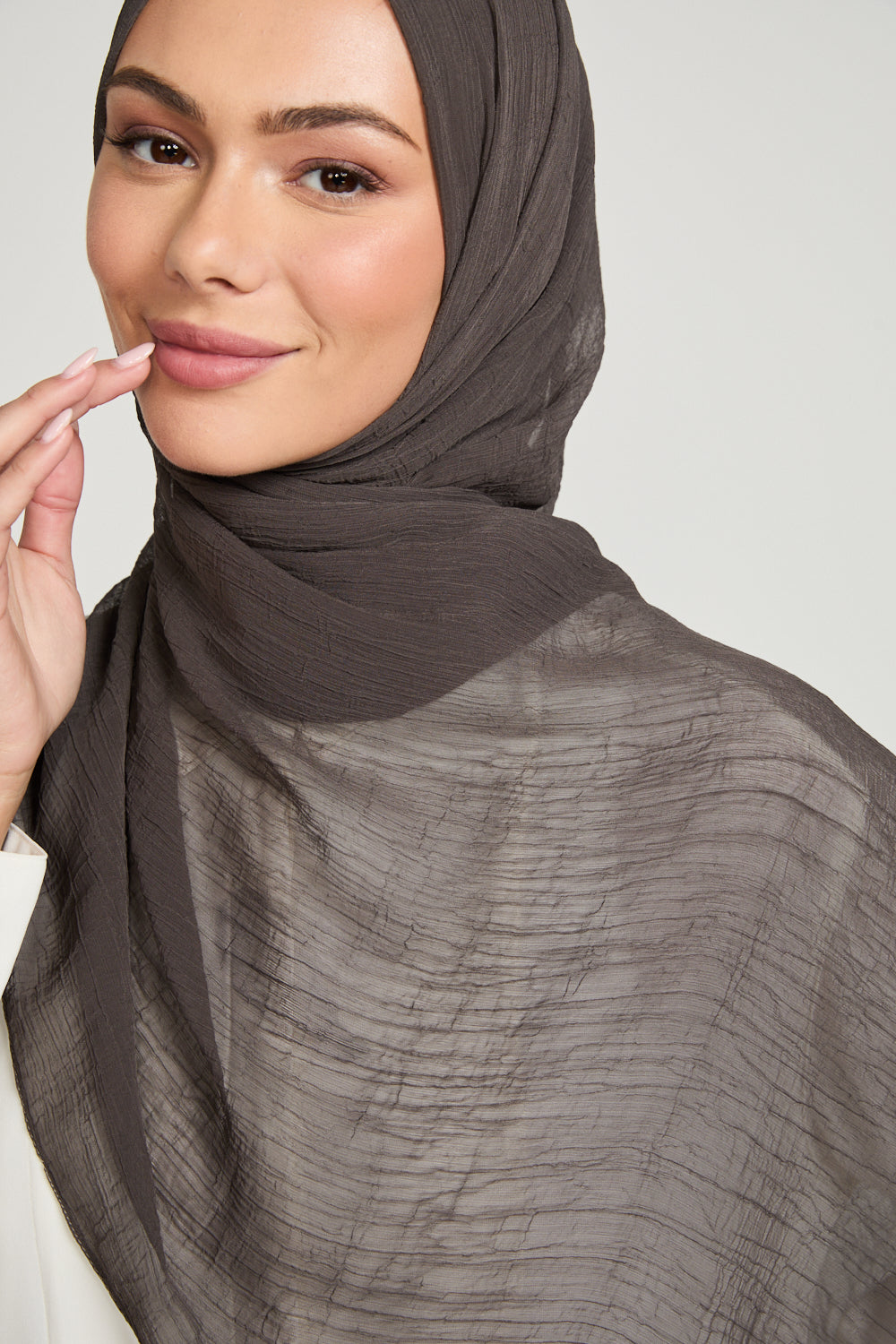 Hijab Froissé Doux Luxe - Moka Atténué
