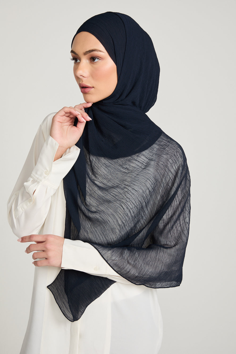 Hijab Froissé Doux Luxe - Marine