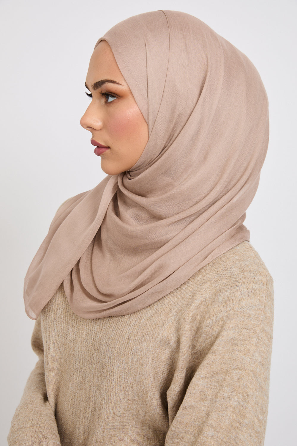 Hijab Modal Mat Premium - Pierre Ponce