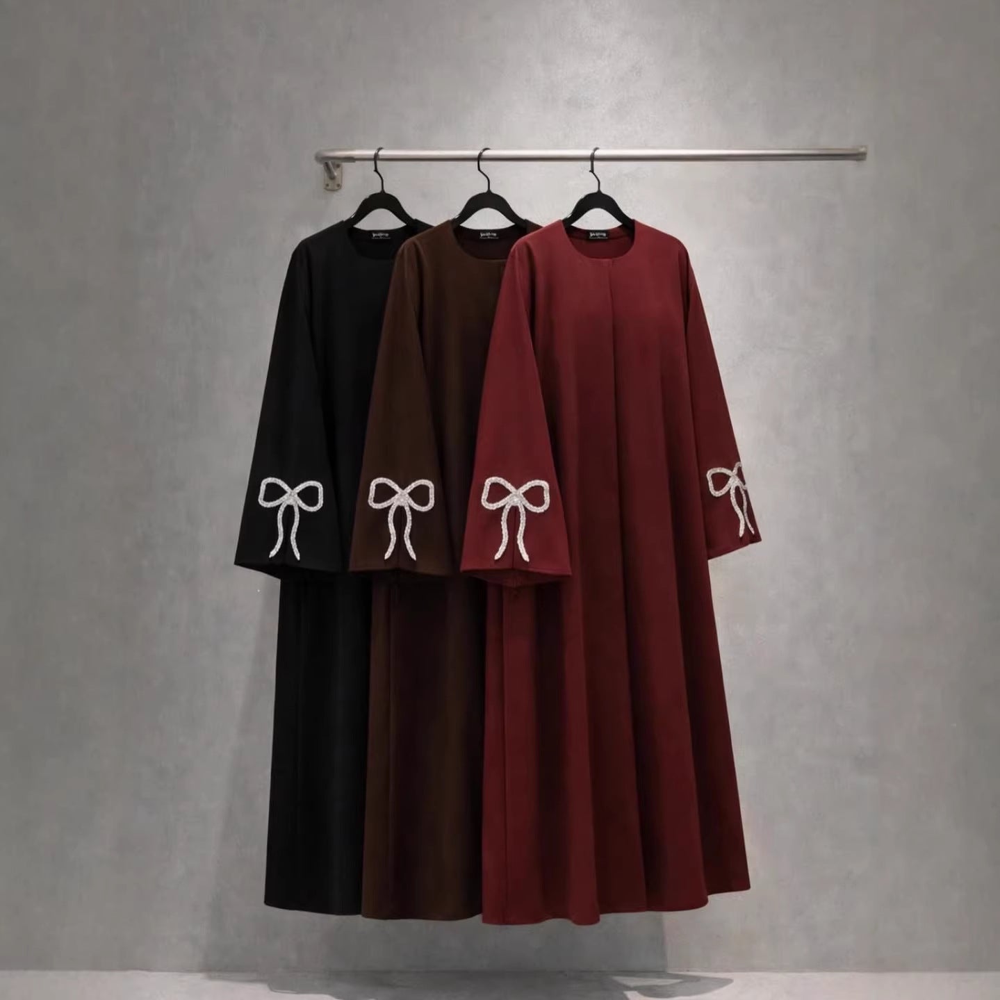 LM311 Robe Abaya Luxueuse Manches Nœud Strass - Élégante Robe Maxi Perlée pour Femmes Musulmanes