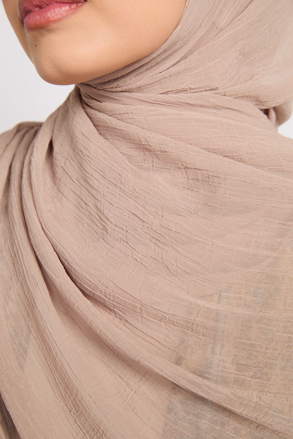 Hijab Froissé Doux Luxe - Avoine Chaude