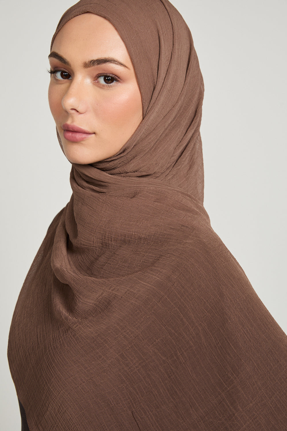 Hijab Froissé Doux Luxe - Caramel Fumé