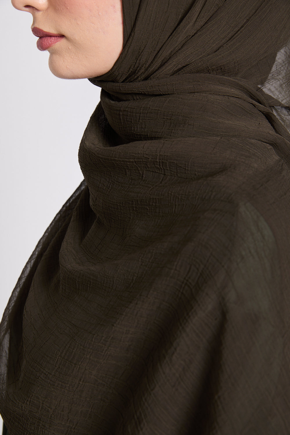 Hijab Froissé Doux Luxe - Marron Olive
