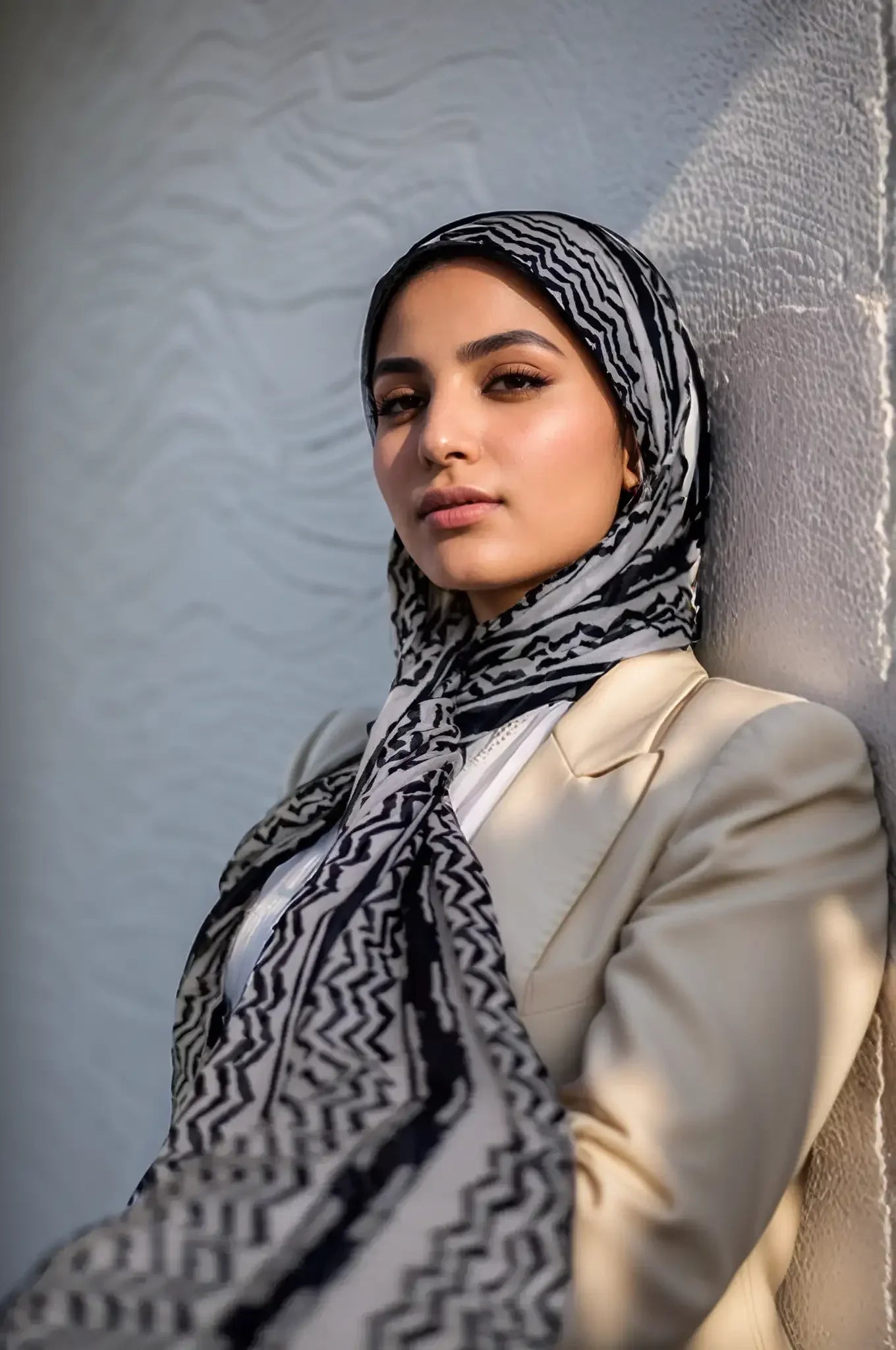 Foulard Hijab Imprimé Noir Hatta Qawah | Keffieh Stylé pour Tenue Islamique Modeste