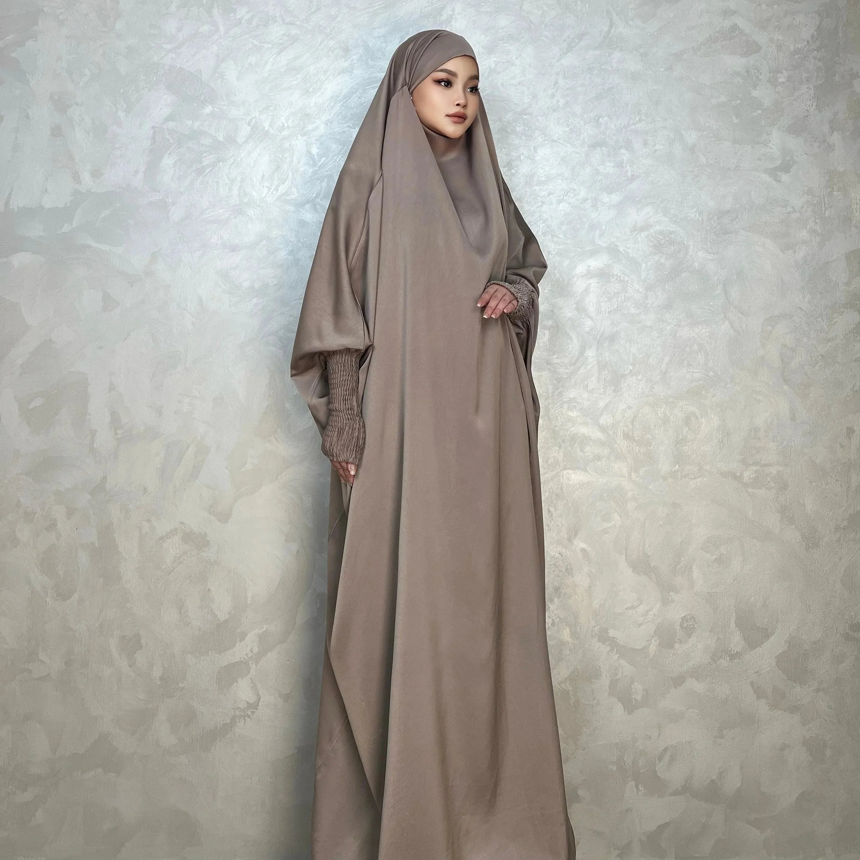 LM001 Robe Musulmane pour Femmes | Jilbab Abaya Une Pièce | Vêtement de Prière Modeste & Khimar Islamique Style Dubaï