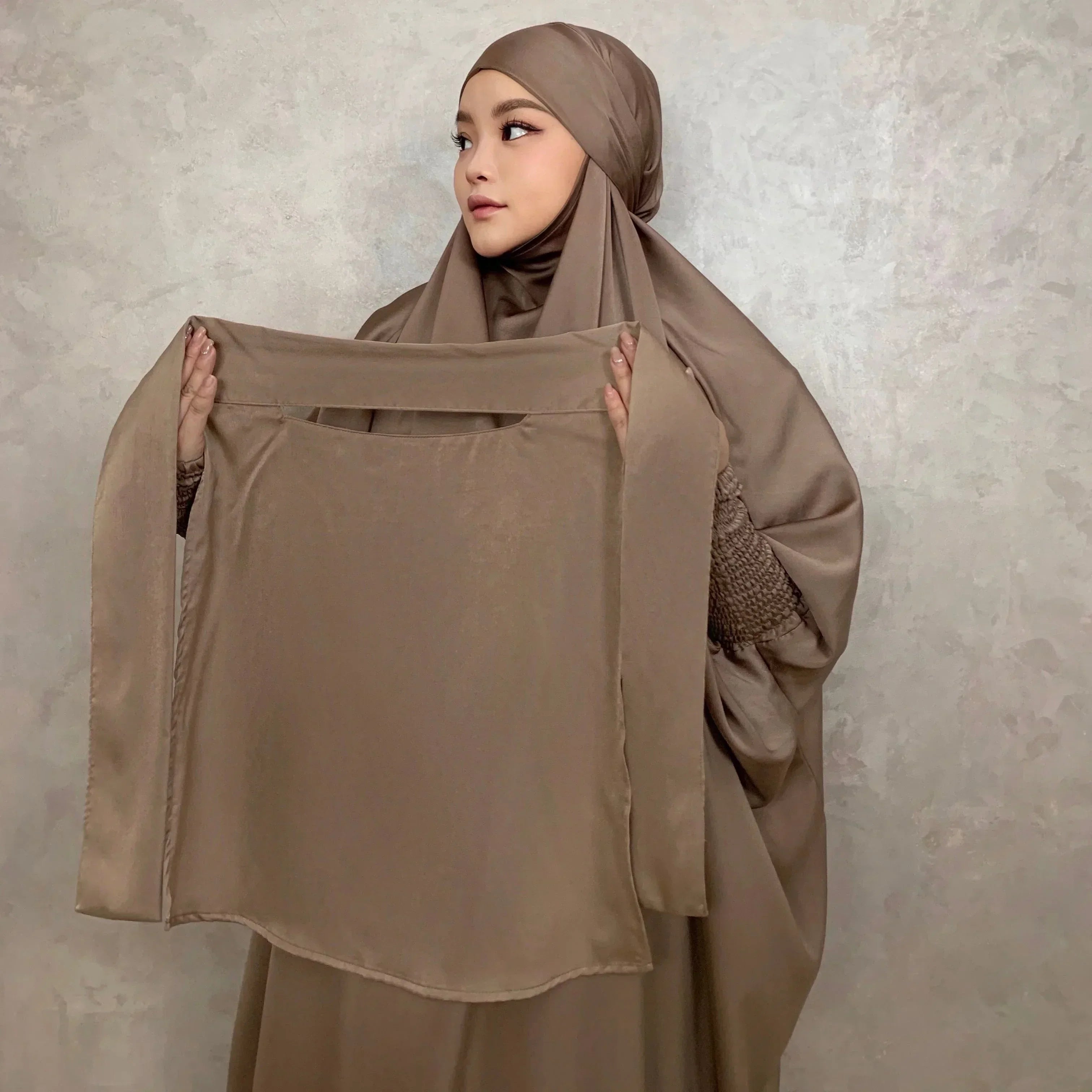 LM001 Robe Musulmane pour Femmes | Jilbab Abaya Une Pièce | Vêtement de Prière Modeste & Khimar Islamique Style Dubaï