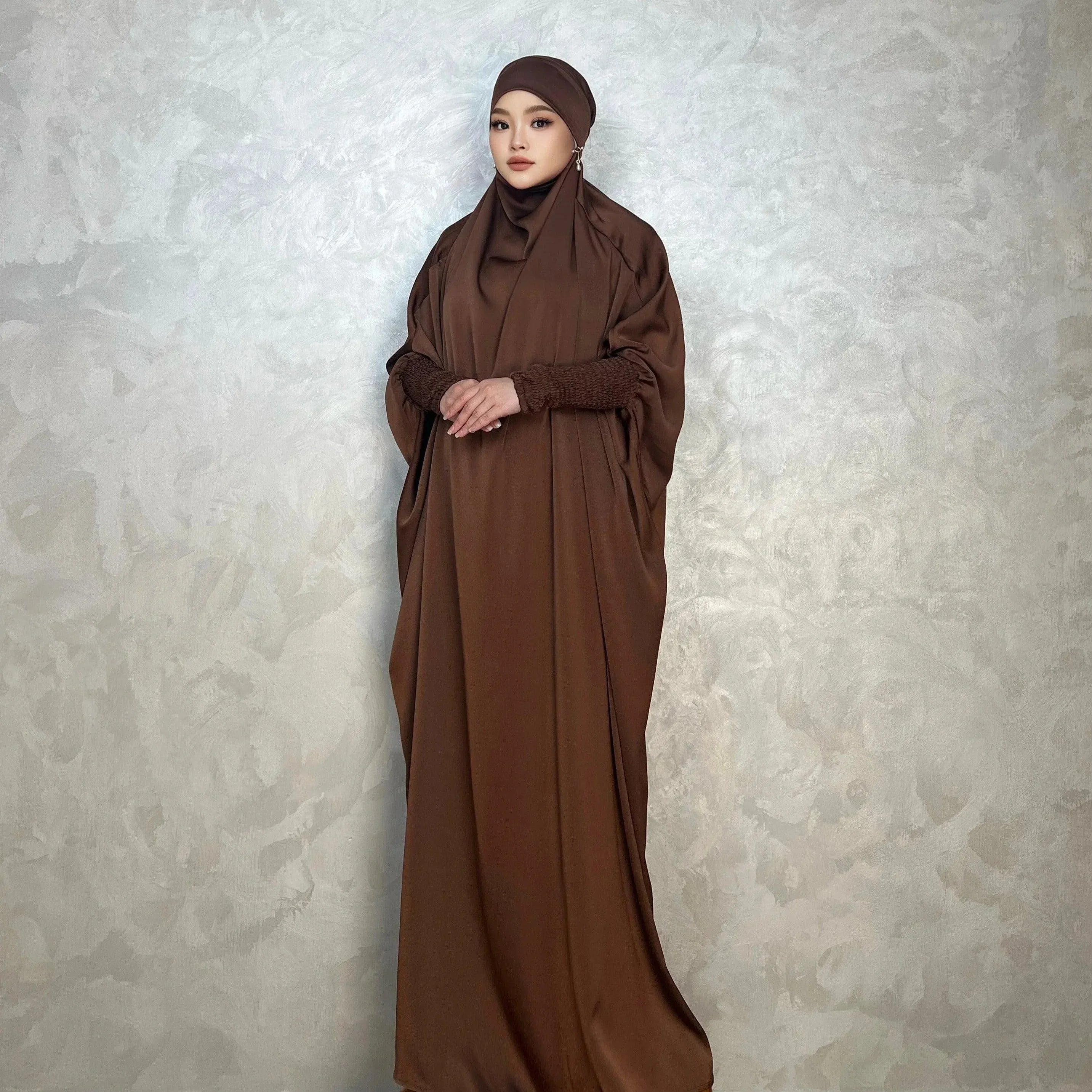 LM001 Robe Musulmane pour Femmes | Jilbab Abaya Une Pièce | Vêtement de Prière Modeste & Khimar Islamique Style Dubaï