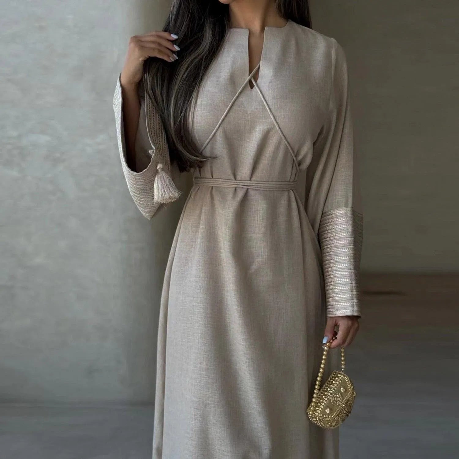 LM025 Abaya Lin Brodée avec Ceinture | Robe Modeste Élégante