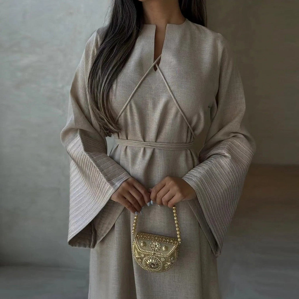 LM025 Abaya Lin Brodée avec Ceinture | Robe Modeste Élégante