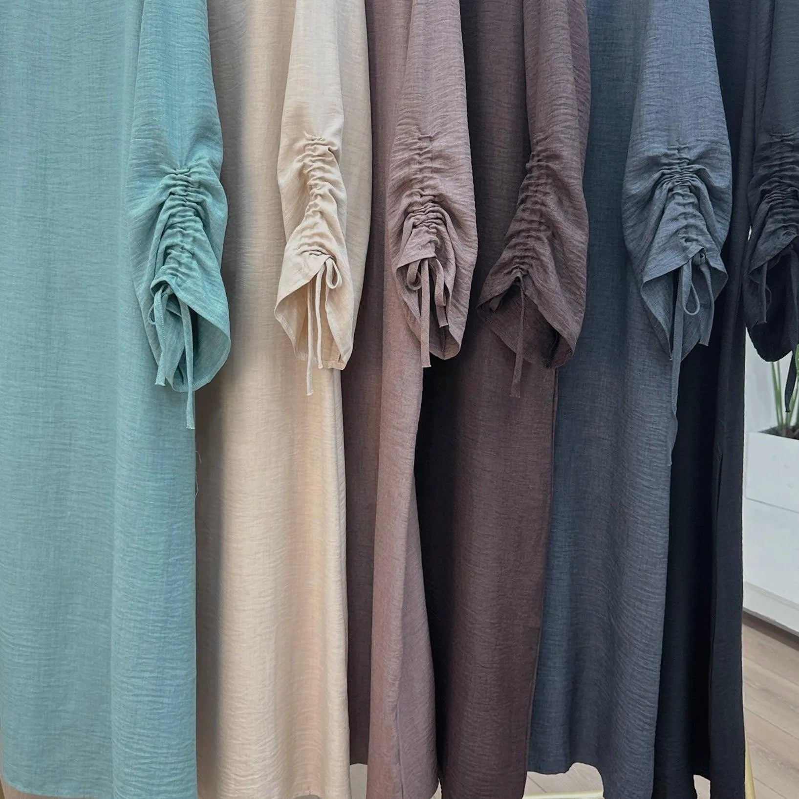 LM037 Robe Nuisette Crêpe Lin Manches Longues Froncées avec Fronces Nouées