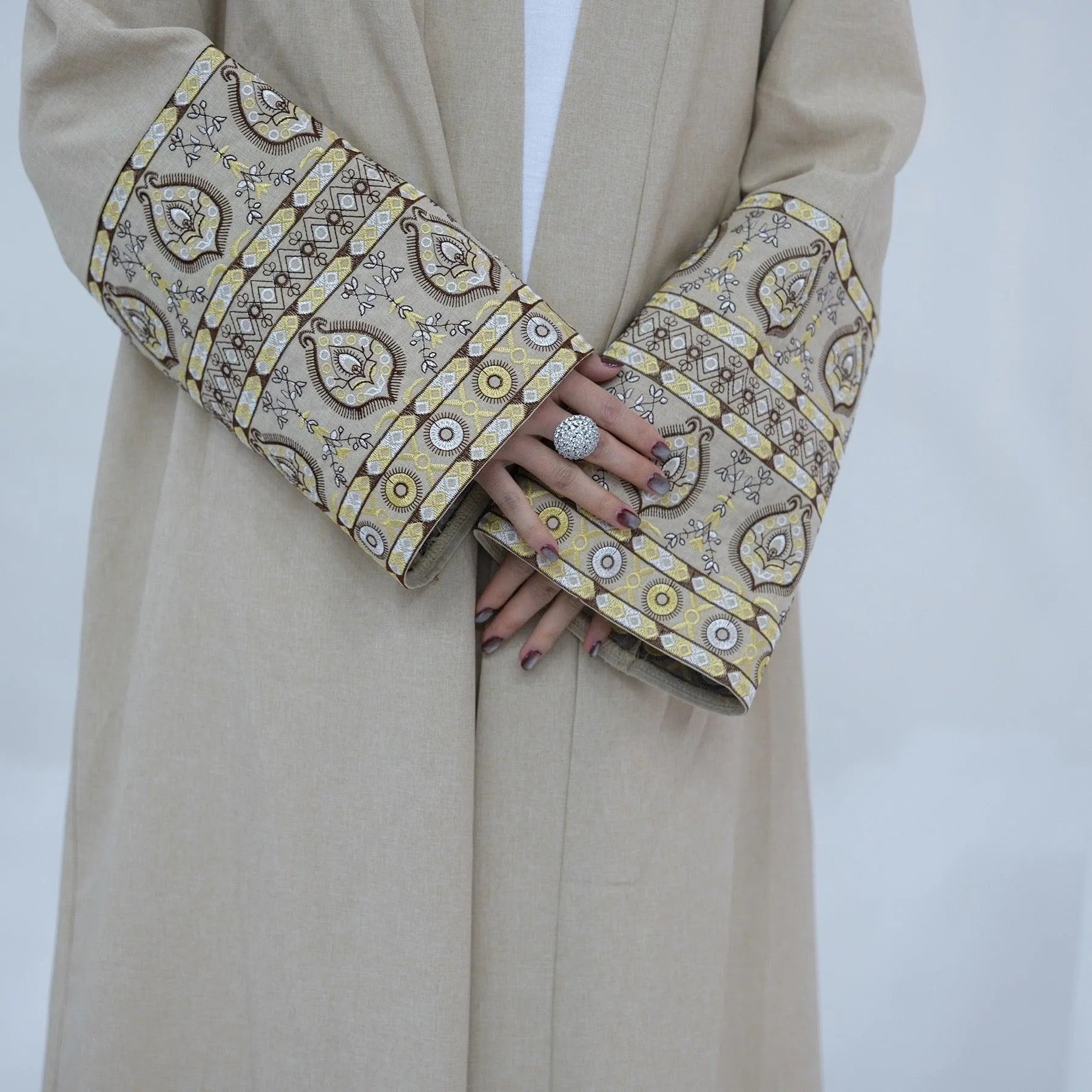 LM040 Abaya Lin Ouverte Brodée | Cardigan Kaftan Modeste Ouvert Devant