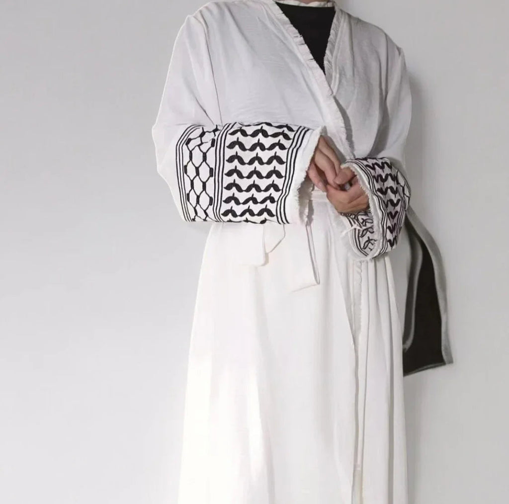 LM046 Abaya Kimono Modeste Inspirée Keffieh | Design Ceinture & Glands