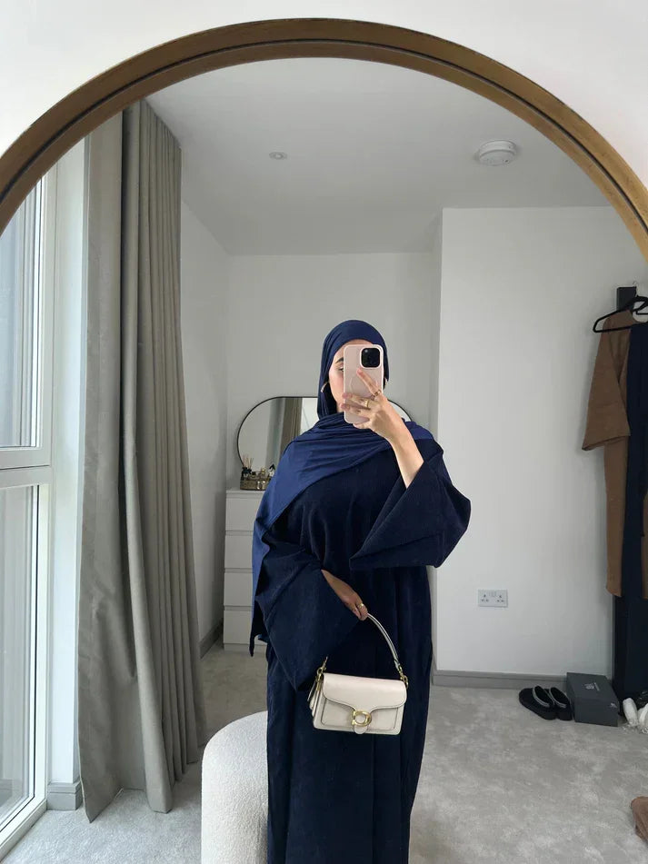 LM049 Abaya Velours Côtelé Robe Maxi d'Hiver | Vêtement Islamique Modeste Fermé Épais