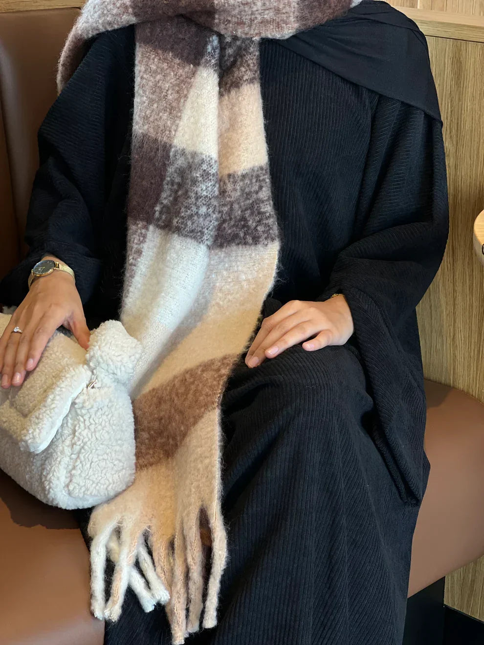 LM049 Abaya Velours Côtelé Robe Maxi d'Hiver | Vêtement Islamique Modeste Fermé Épais