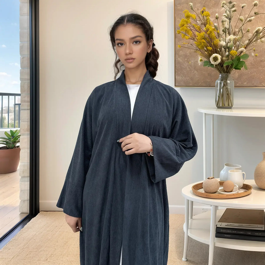 LM052 Abaya Hiver Velours Côtelé | Style Ouvert Douillet avec Manches Fermées pour Tenue Modeste