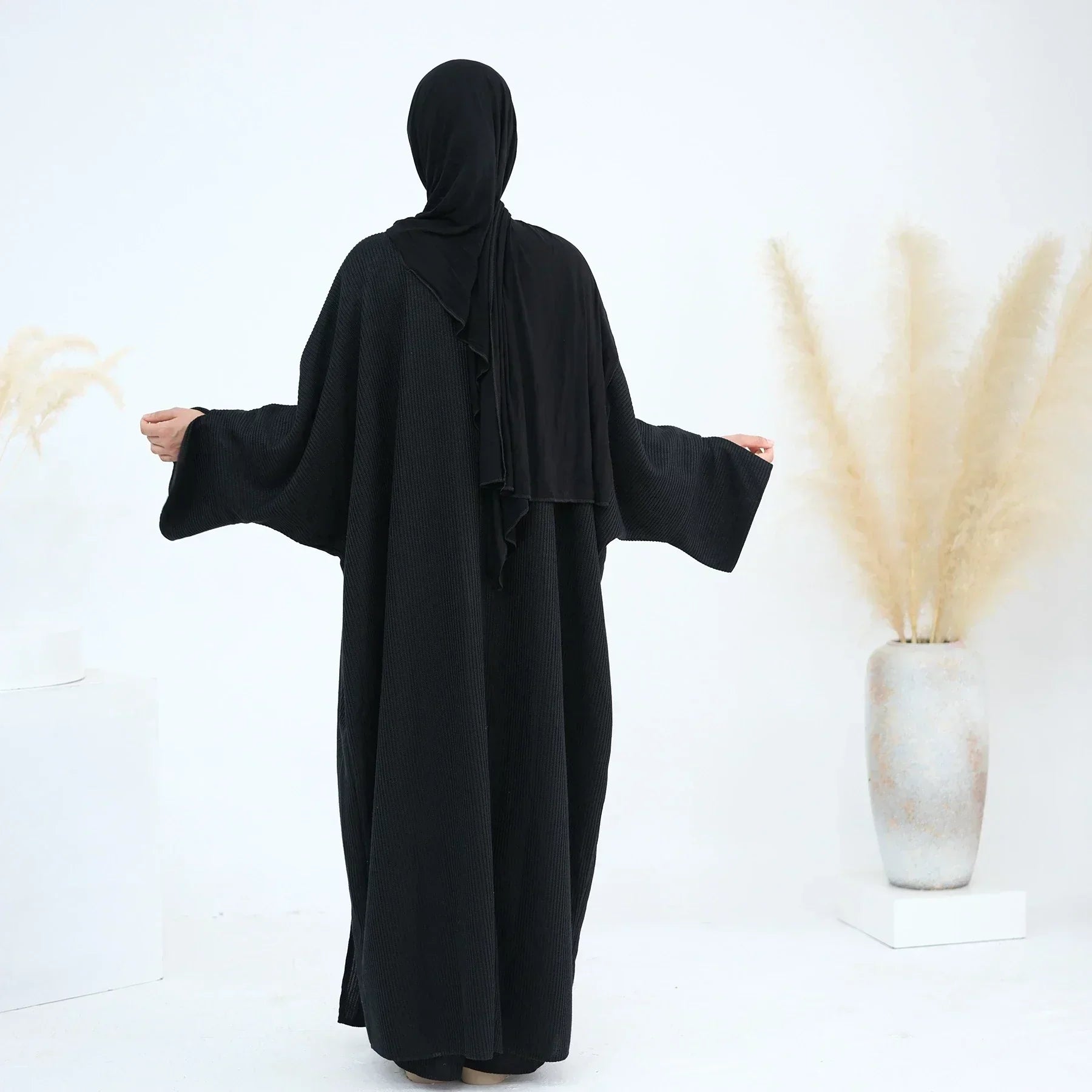 LM074 Cardigan Abaya Ouvert Tricoté Chaud | Pièce Superposition Hiver Modeste Design Ouvert Devant