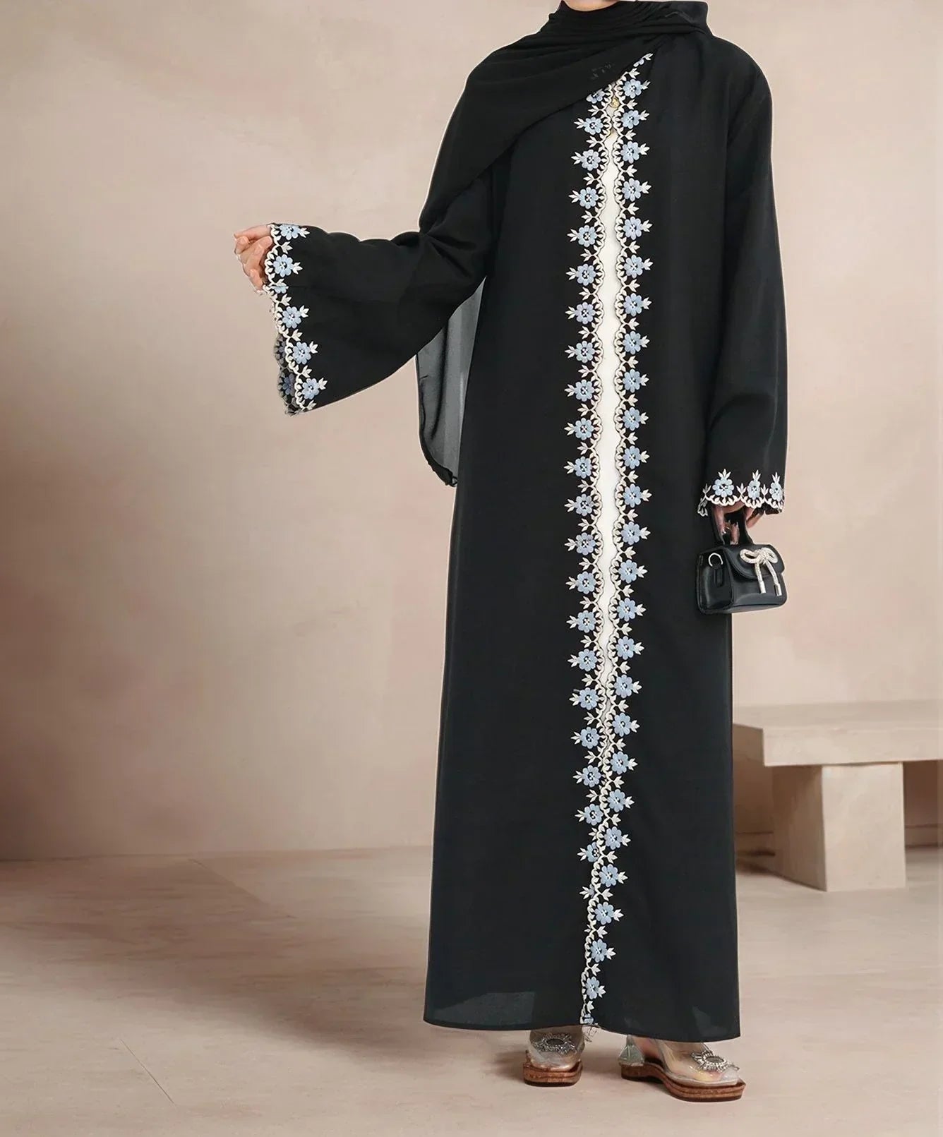 LM081 Cardigan Abaya Brodé | Robe Modeste Été Aïd 2025 avec Hijab