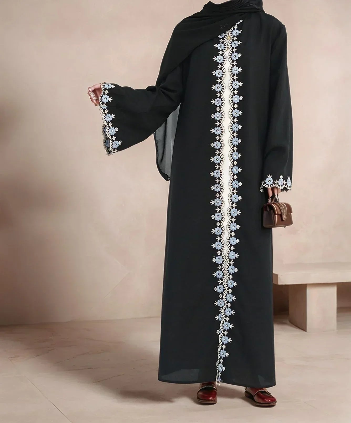 LM081 Cardigan Abaya Brodé | Robe Modeste Été Aïd 2025 avec Hijab