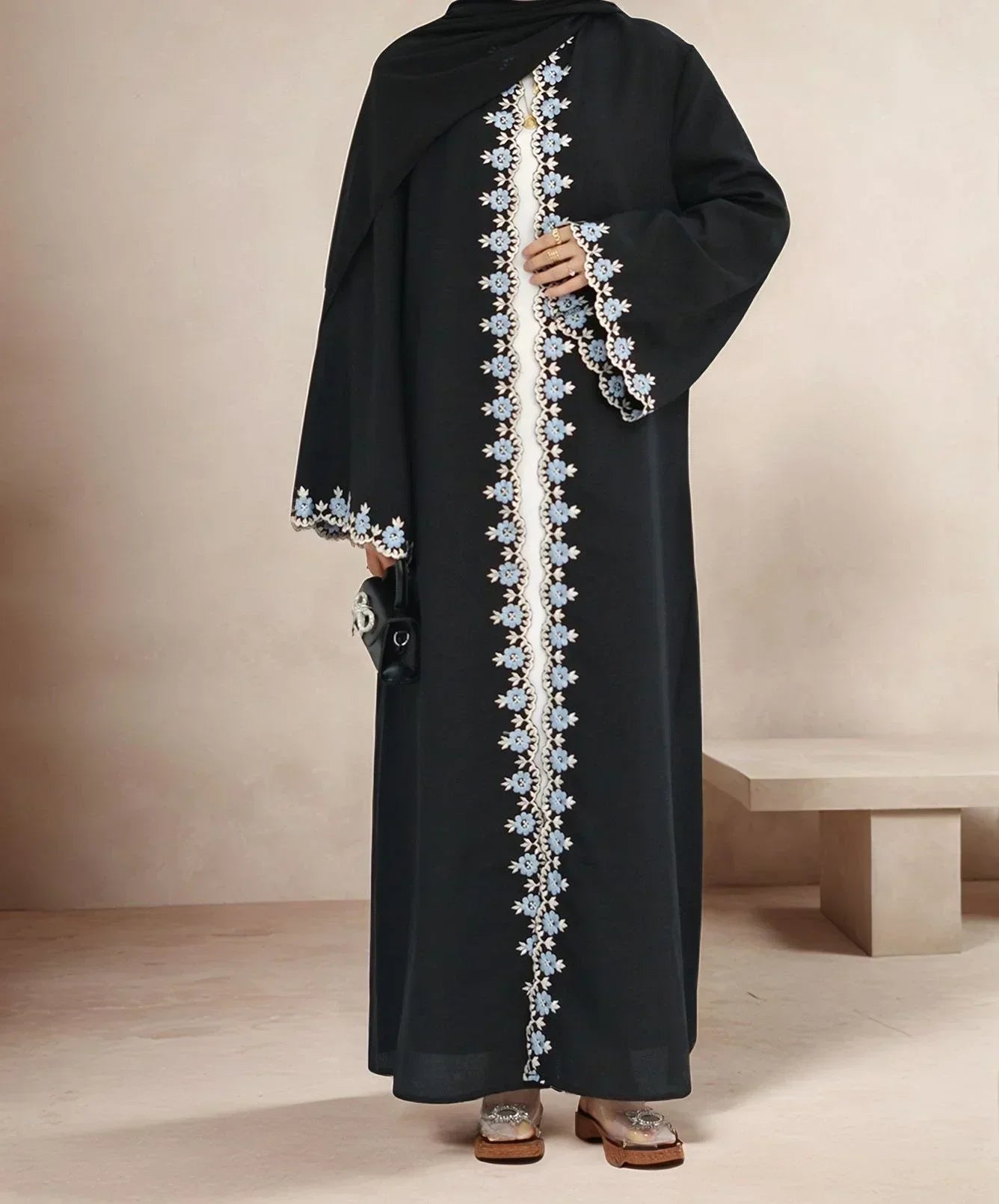 LM081 Cardigan Abaya Brodé | Robe Modeste Été Aïd 2025 avec Hijab