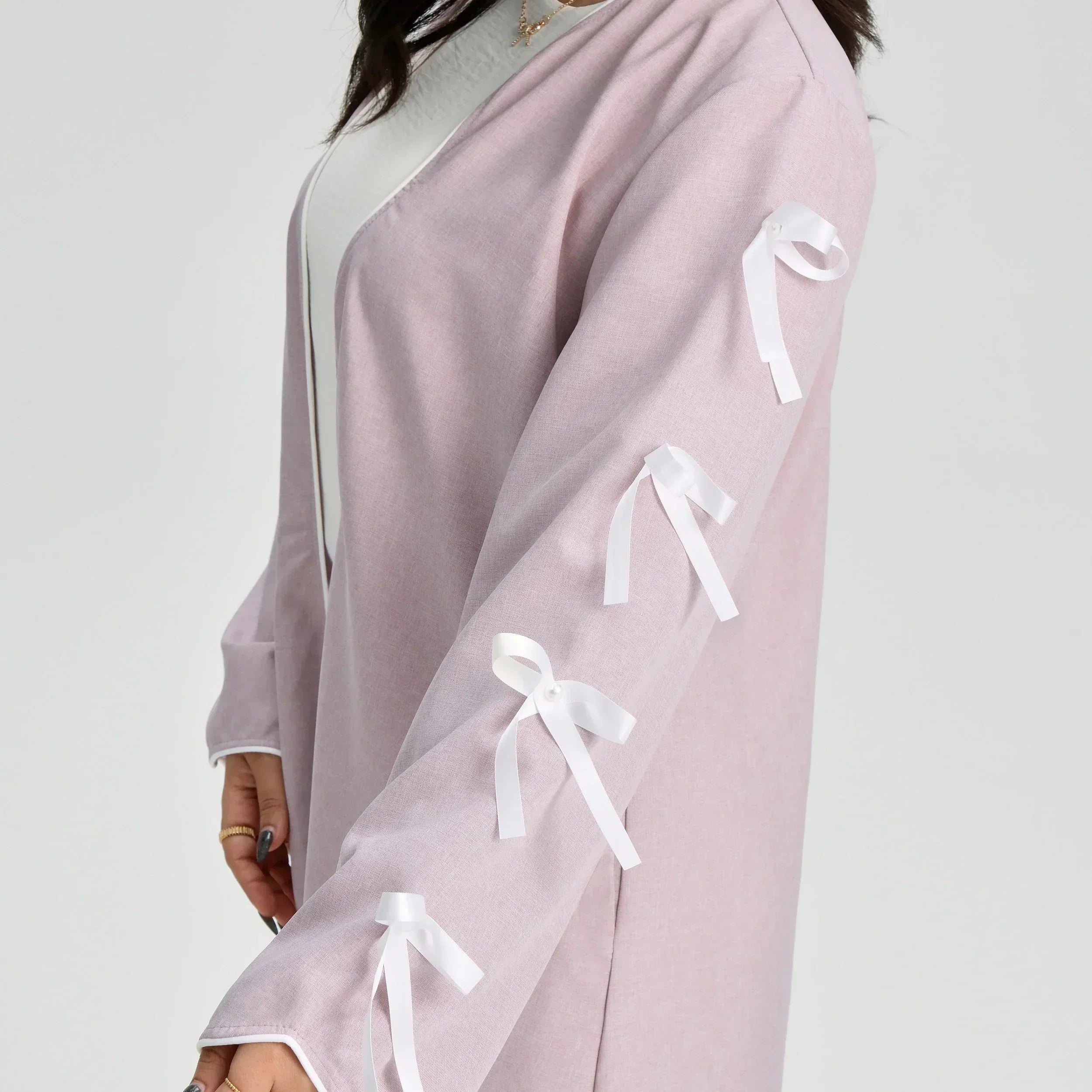 LM083 Abaya Lin à Nœud – Cardigan Ouvert Élégant avec Détails Crochet & Ruban