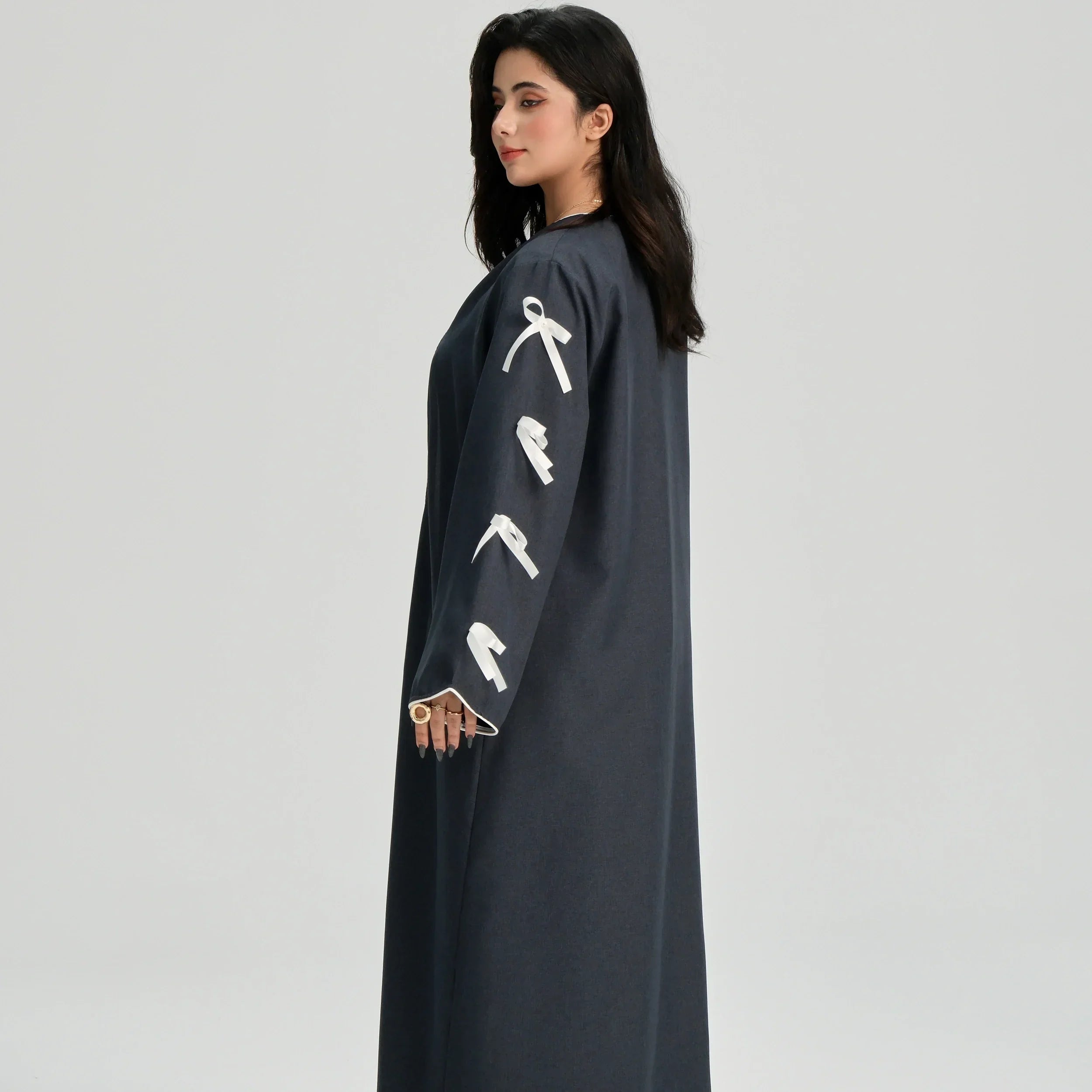LM083 Abaya Lin à Nœud – Cardigan Ouvert Élégant avec Détails Crochet & Ruban