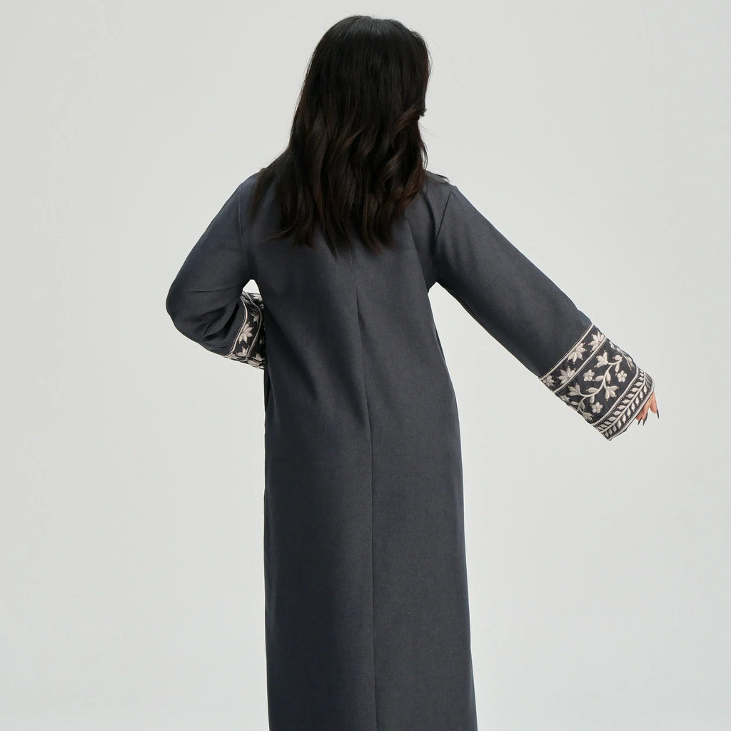 LM085 Robe Maxi Lin Texturé Brodé Marguerites Élégante Abaya Fermée